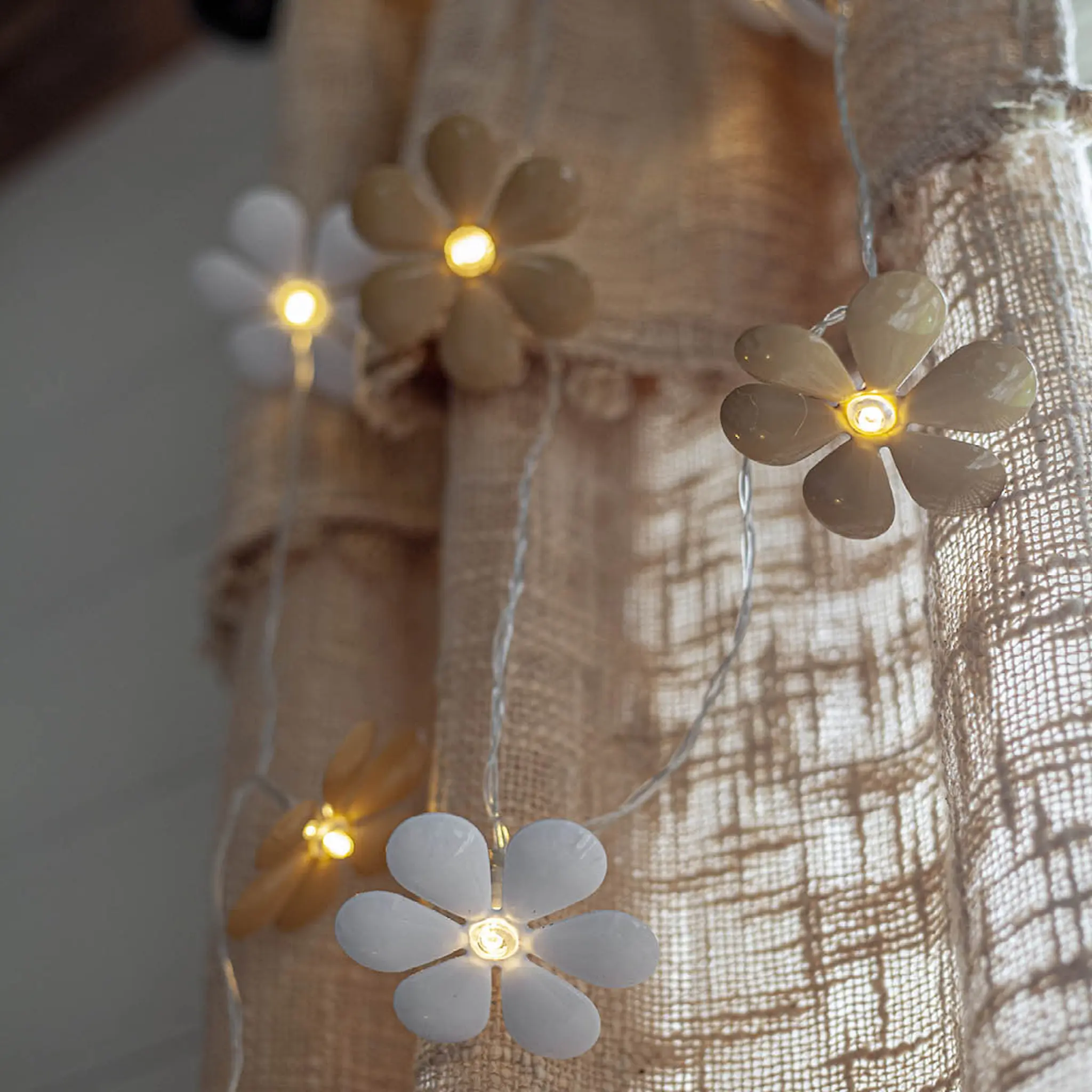 Star Trading Fiore valosarja 729-82 180 cm valkoinen/beige