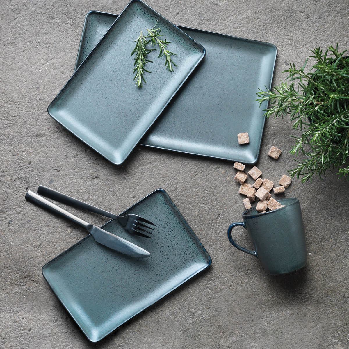 Aida RAW Northern Green tallerken 23,5x15 cm