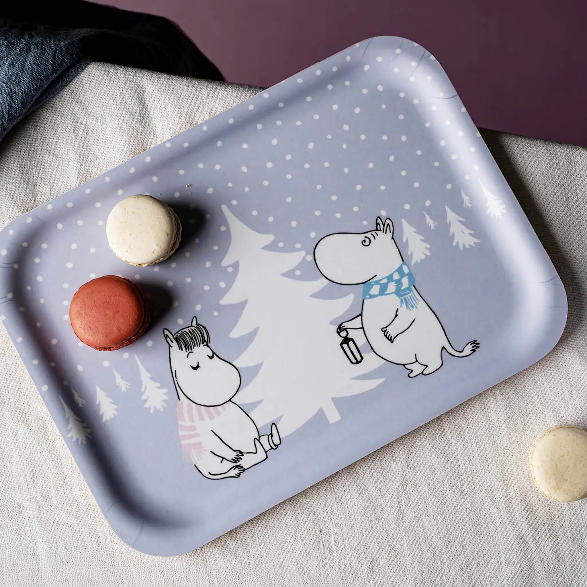 Muurla Mumin bricka 27x20 cm Snöfall lila