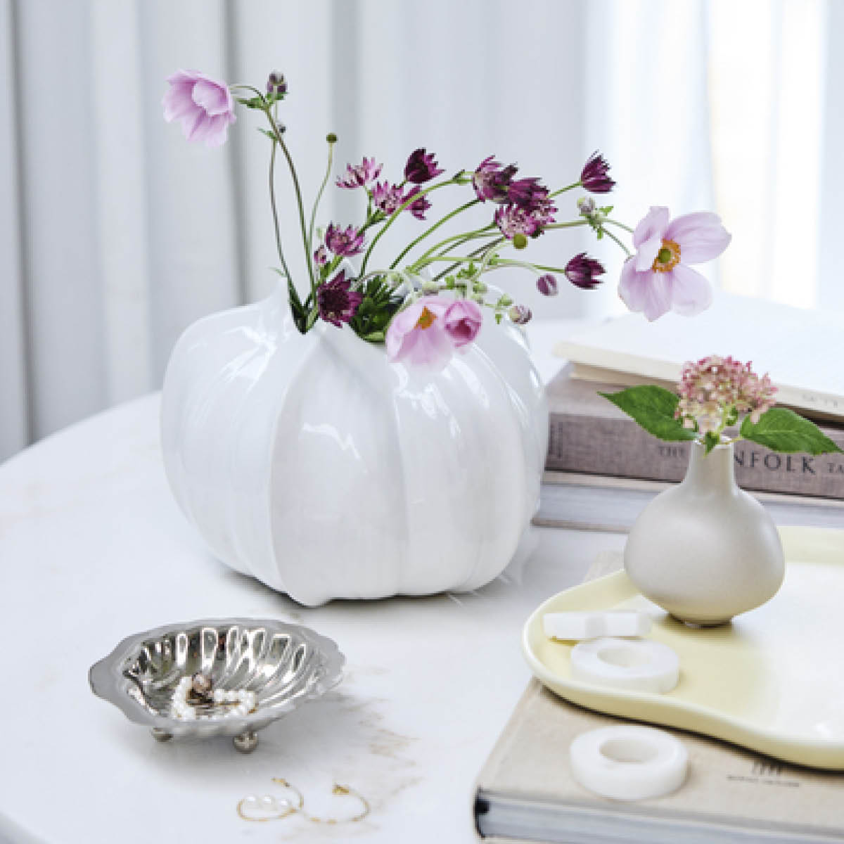 Lene Bjerre Scallia serveringsfat snäcka 12,5 cm silver