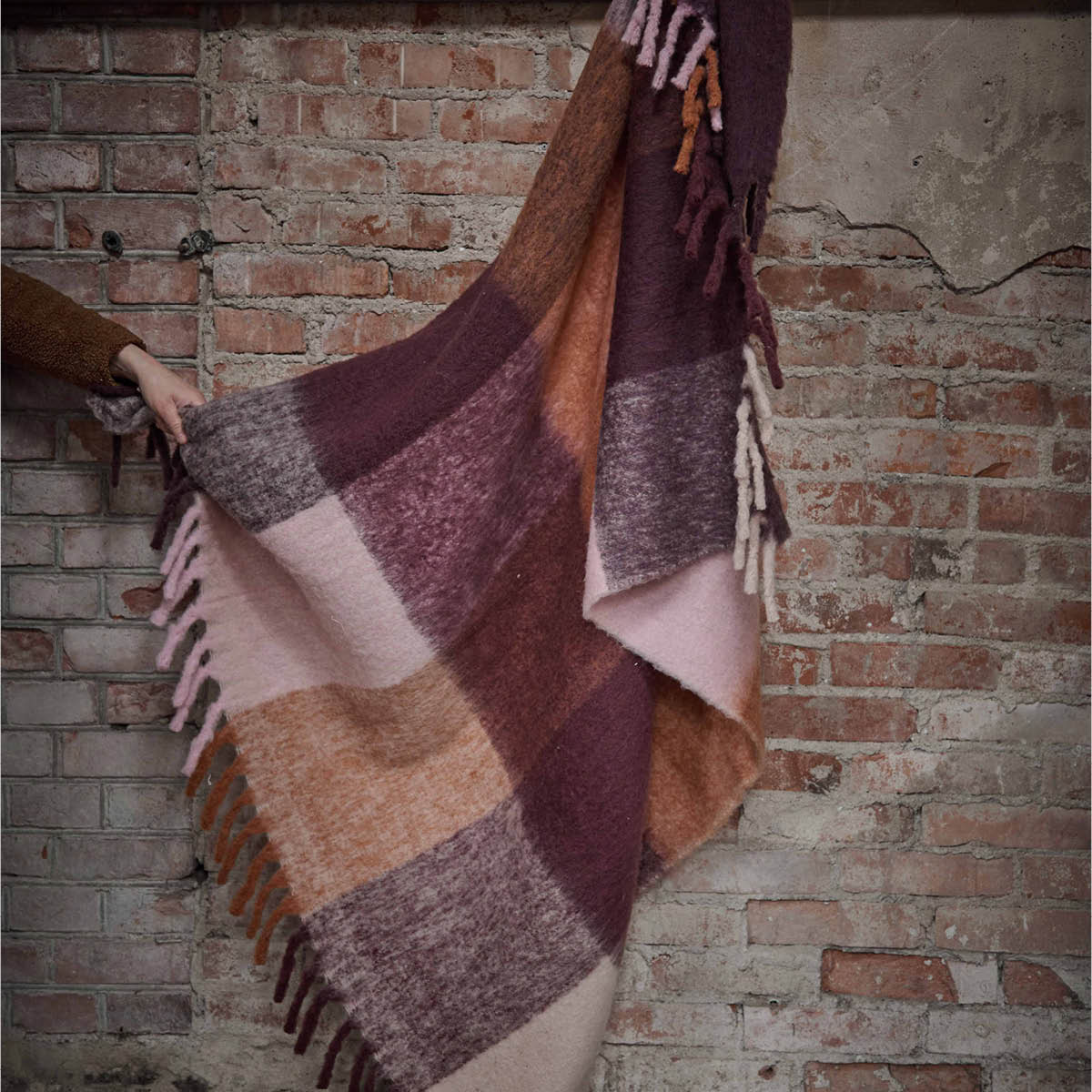 Fondaco Mira pläd 130x170 cm vinröd