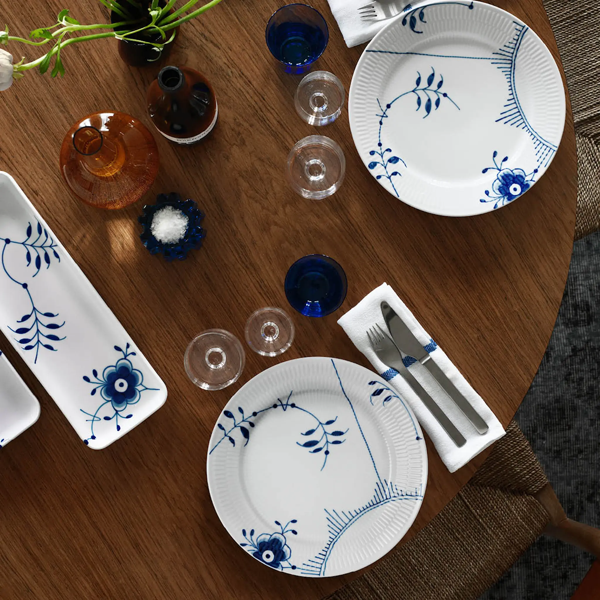 Royal Copenhagen Blue Fluted Mega Tallrik flat 27 cm dekor 2