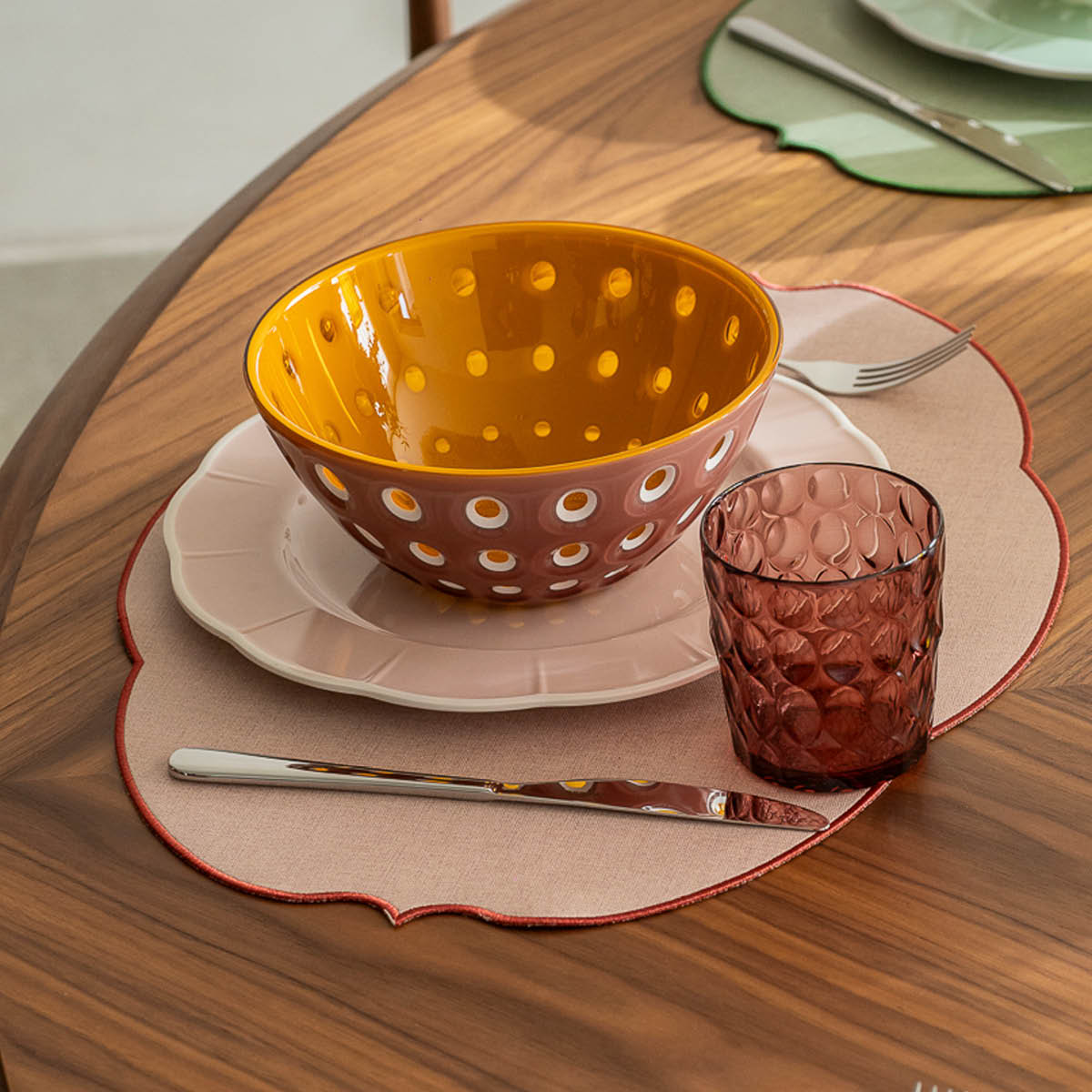 Guzzini Flowers bordbrikke 36x49 cm rosa