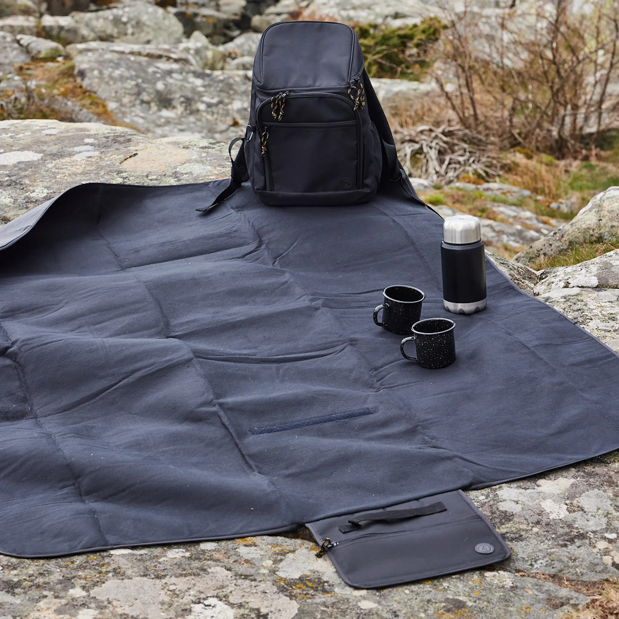 Sagaform City Piknikviltti 130x170 cm Musta