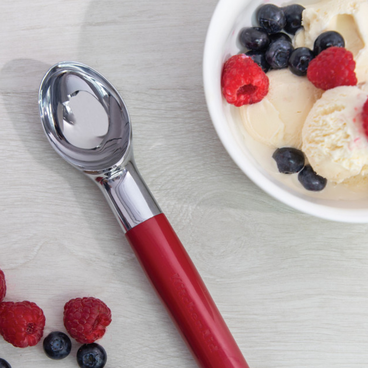 KitchenAid Core glasskopa 21,6 cm empire red