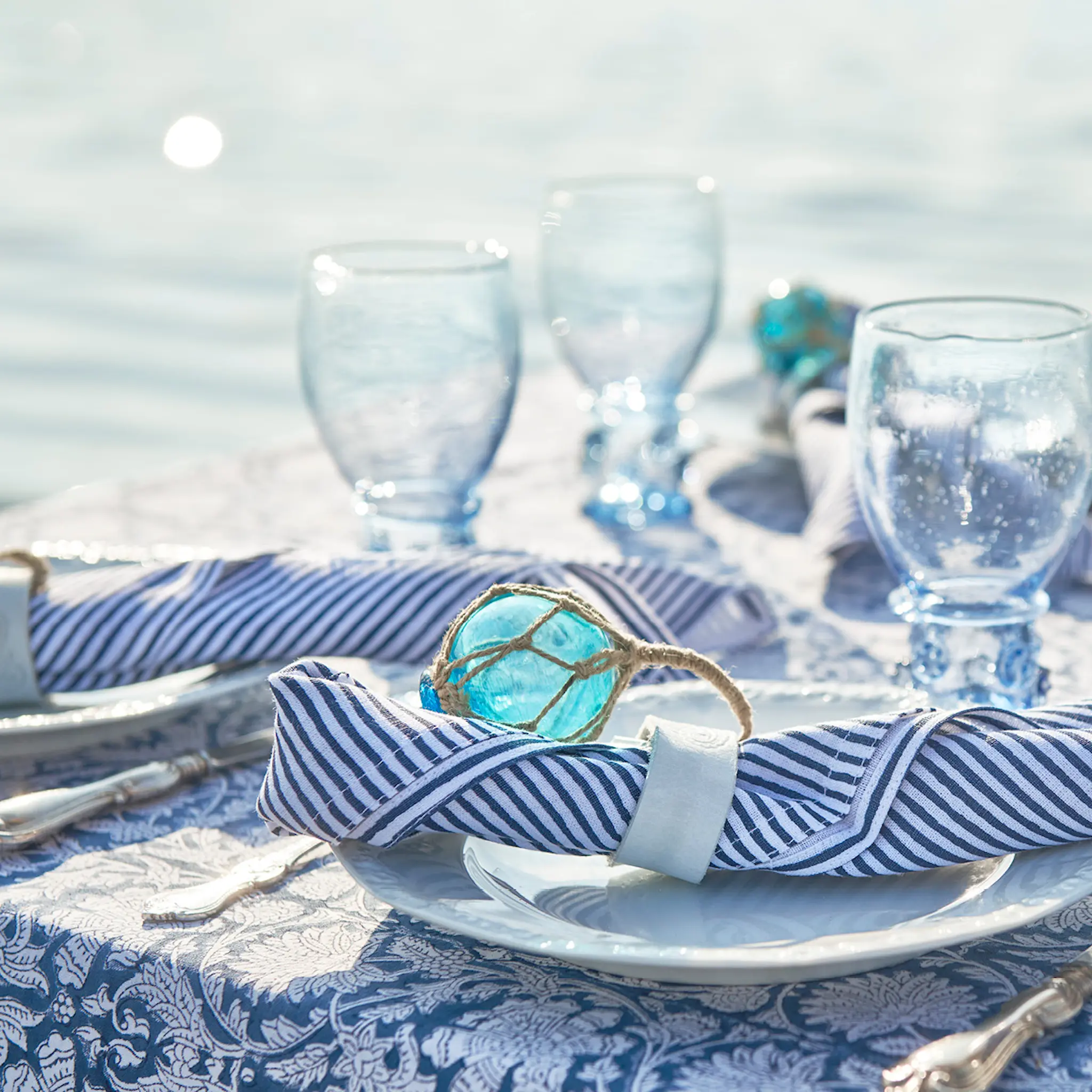 Chamois Paradise duk 150x350 cm navy blue