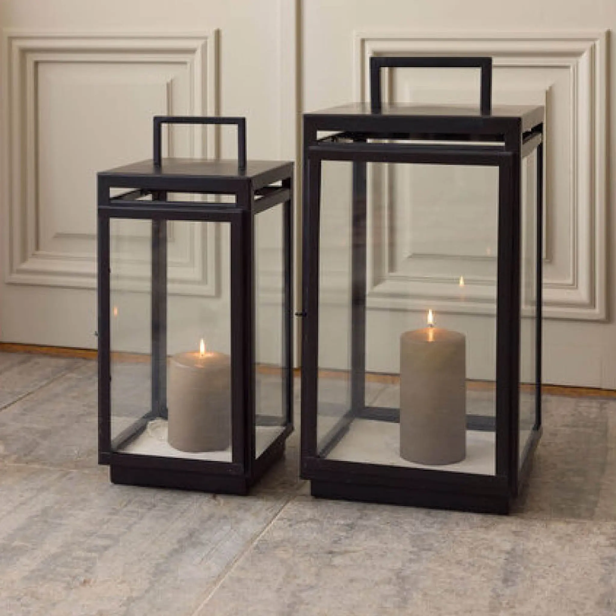 Holmen Carl Lyhty 60 cm Musta/Kirkas