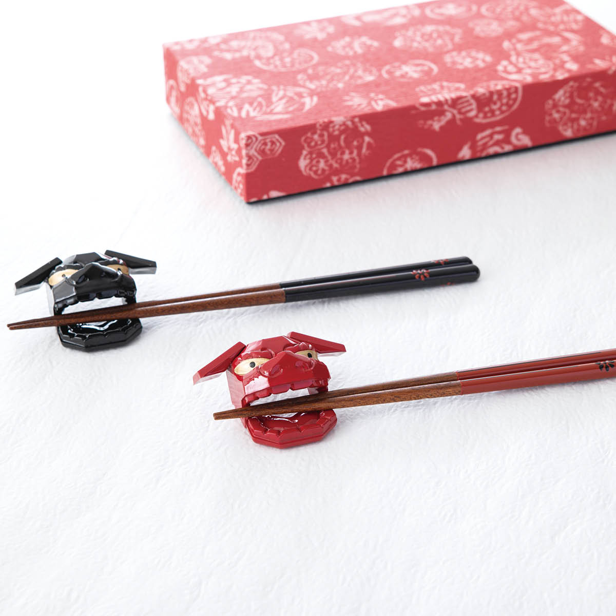 Kawai Kawai Syömäpuikot ja pidike 2 kpl Lohikäärmeet