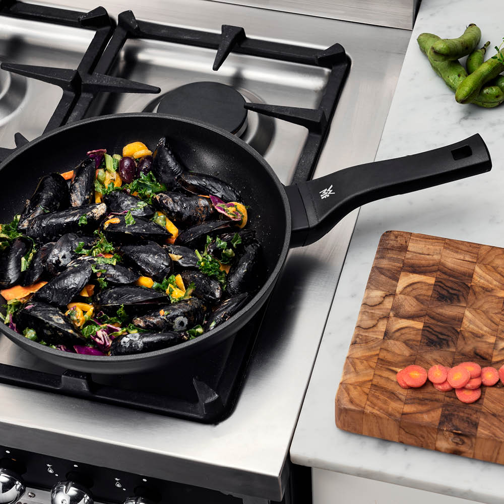 WMF PermaDur Excellent Paistinpannu 20 cm