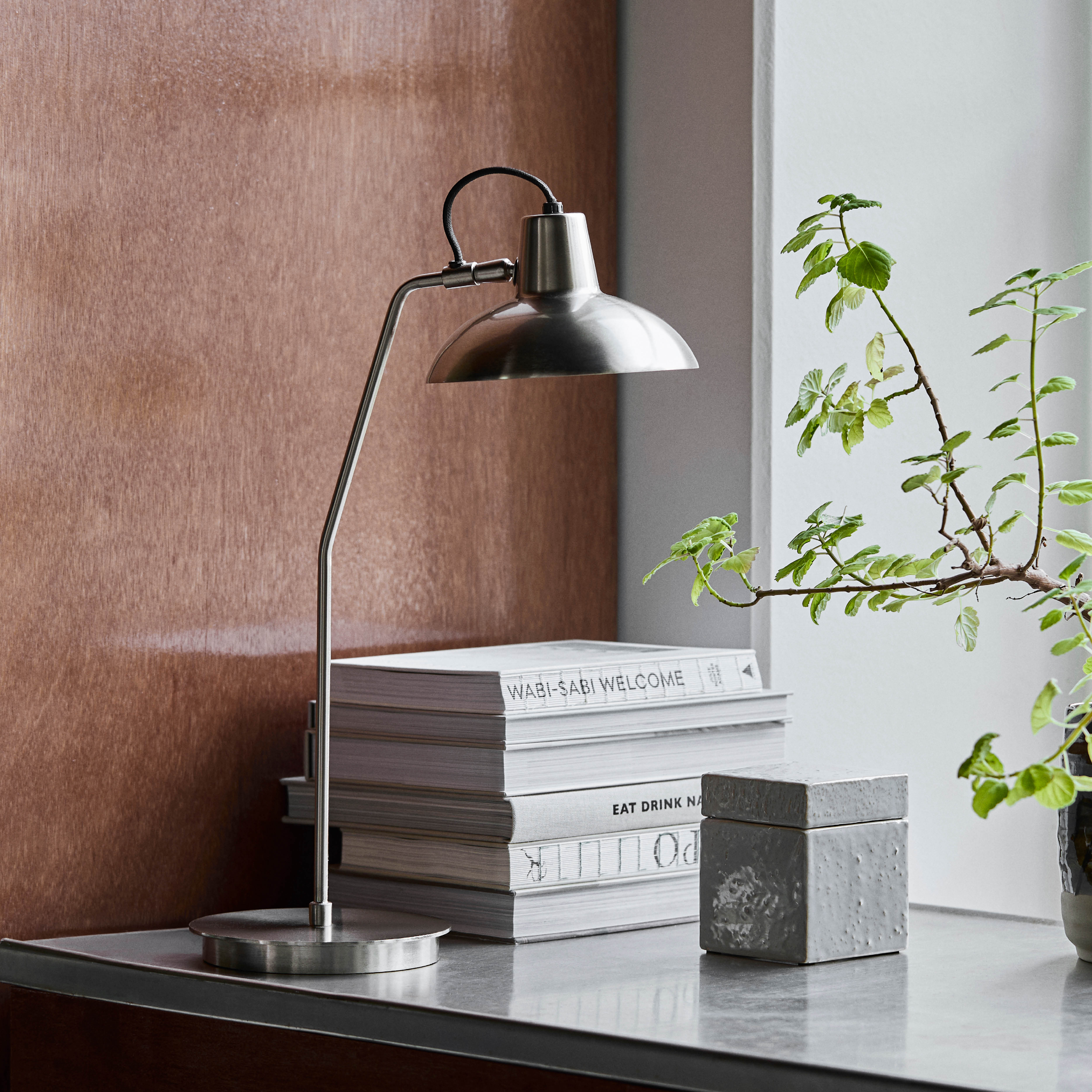 House Doctor Desk bordslampa 50 cm borstad silverfinish