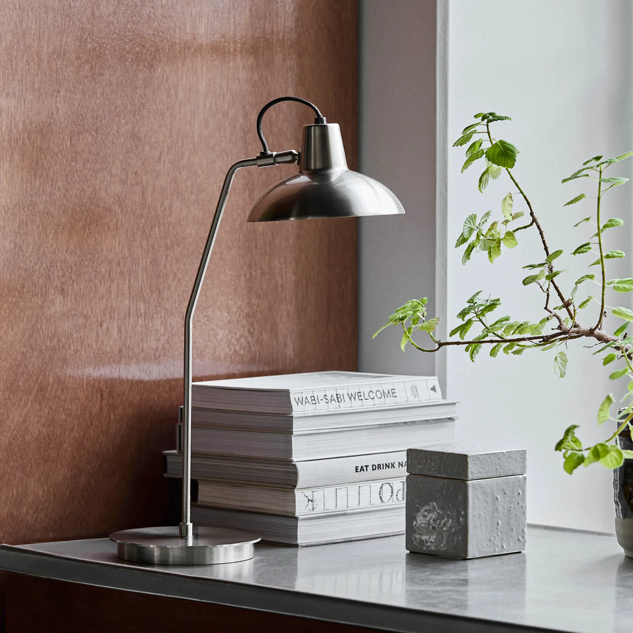 House Doctor Desk bordslampa 50 cm borstad silverfinish