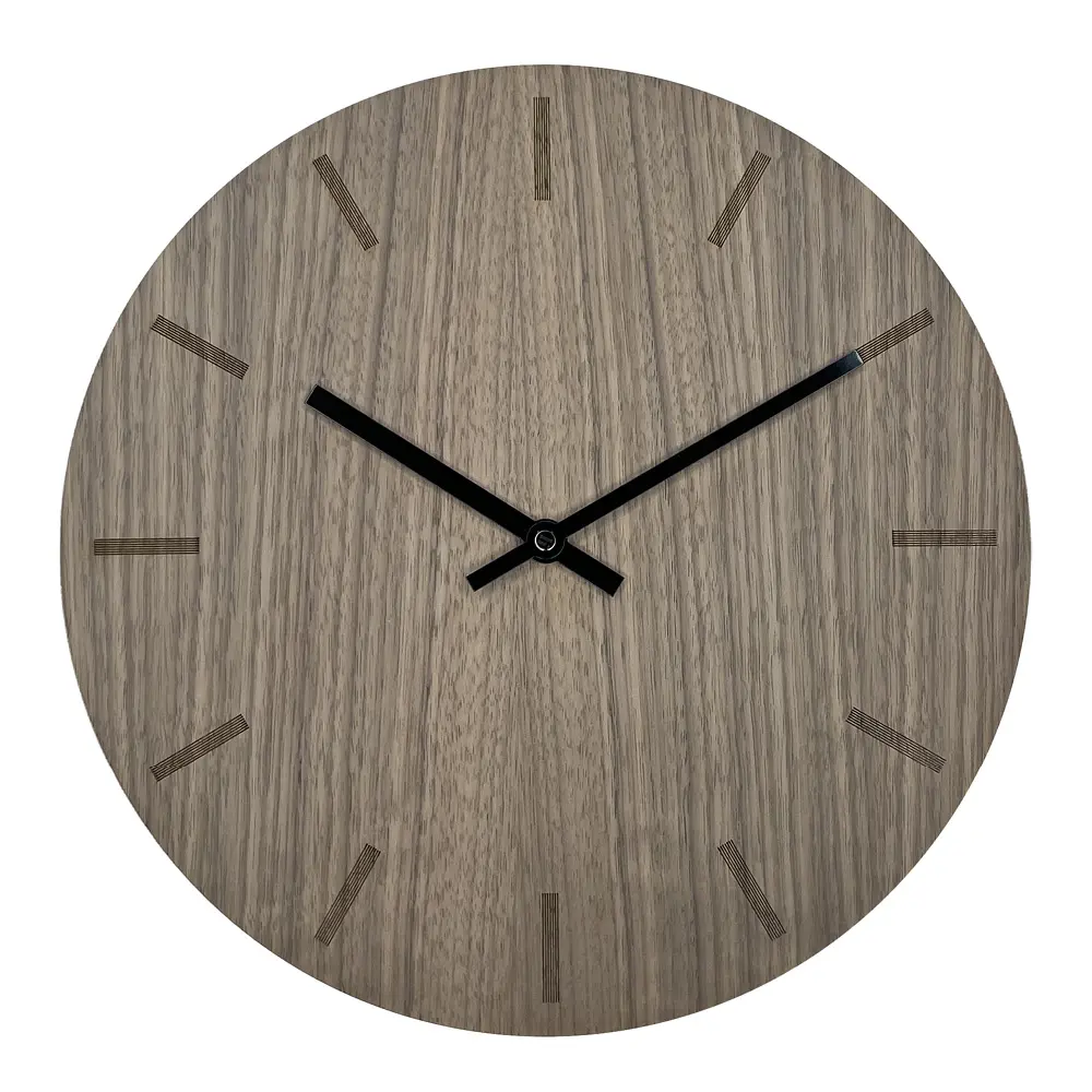 Walnut veggklokke 28 cm valnøtt m/svart viser