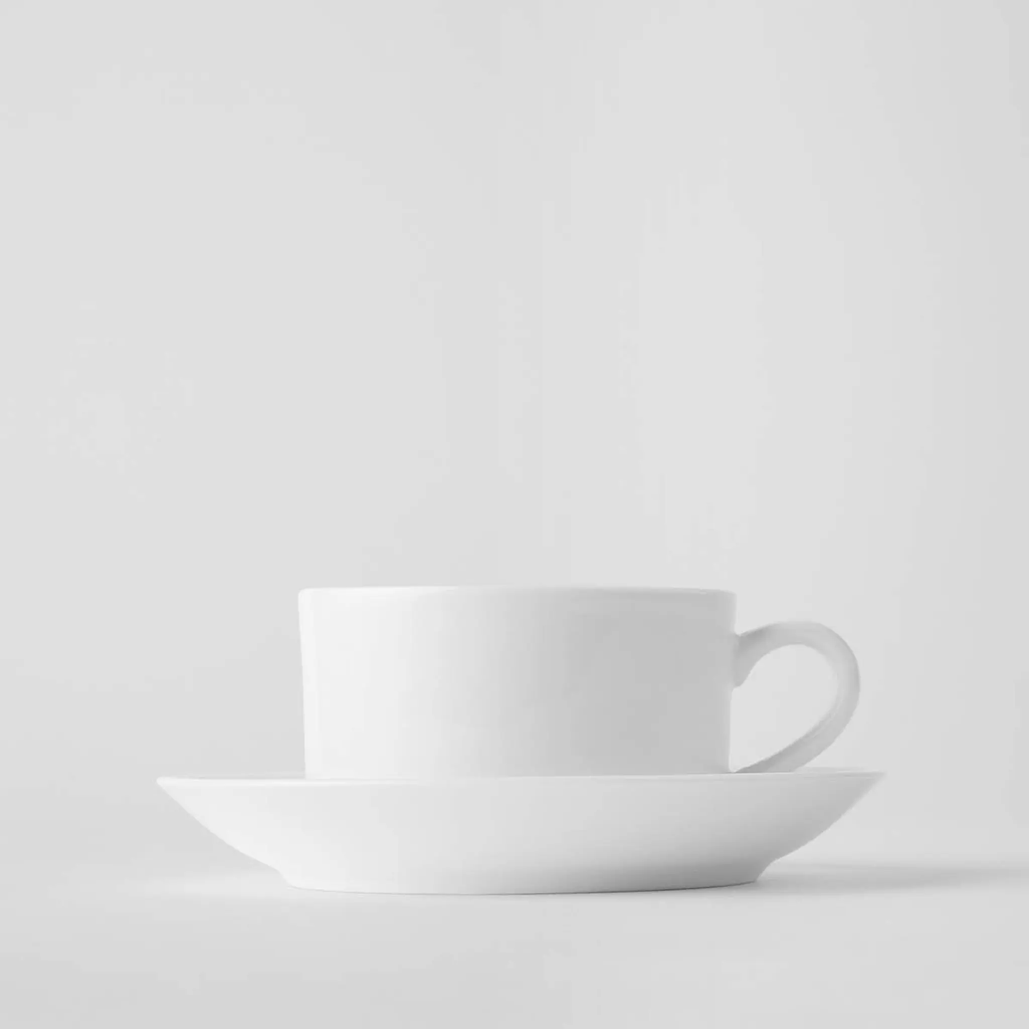 Gustafsberg Bas rak bred kaffekopp med fat 15 cl vit