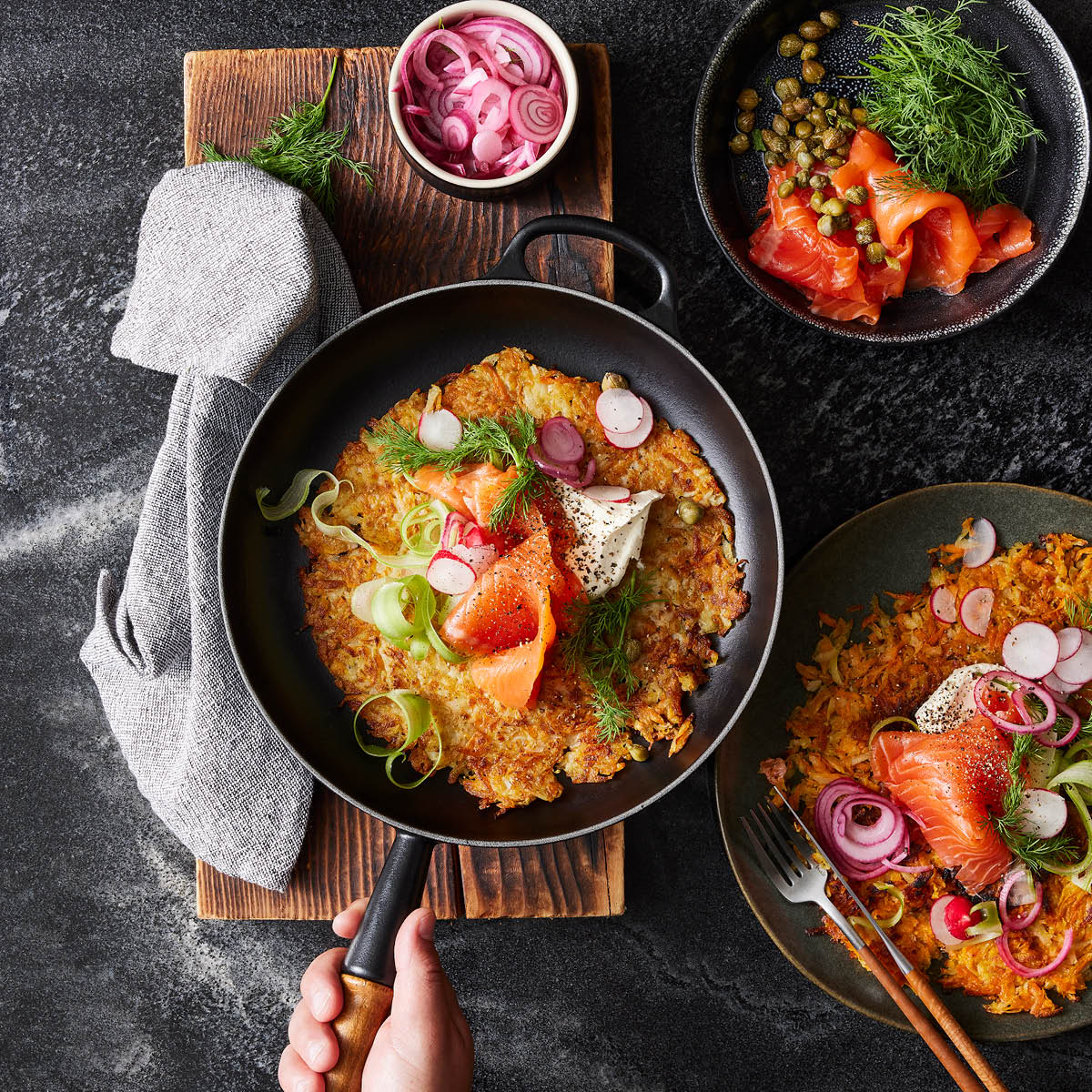 Le Creuset Signature stekpanna med trähandtag 28 cm Bleu Riviera