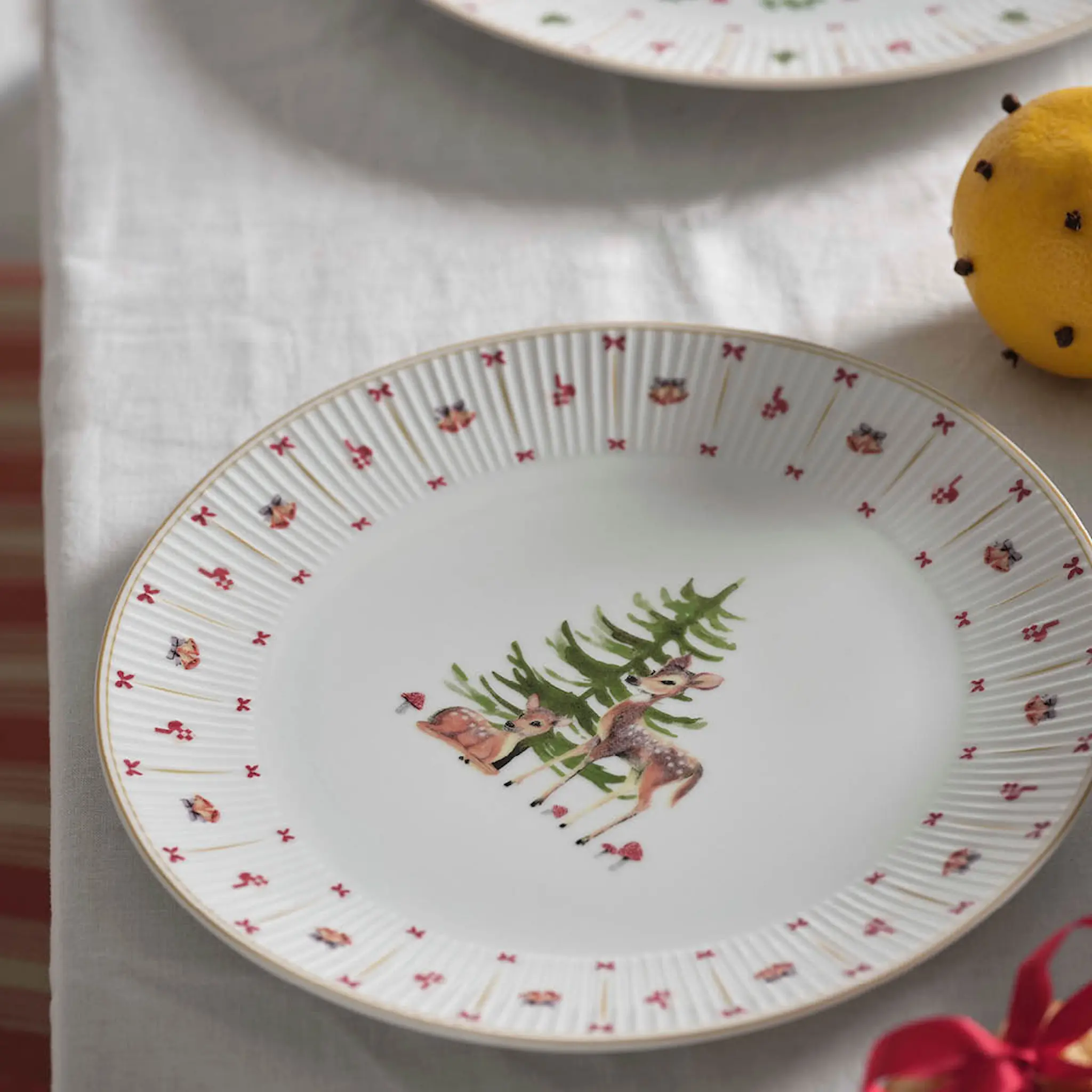 Aida Occasions Cozy Christmas päivällislautanen 27 cm valkoinen