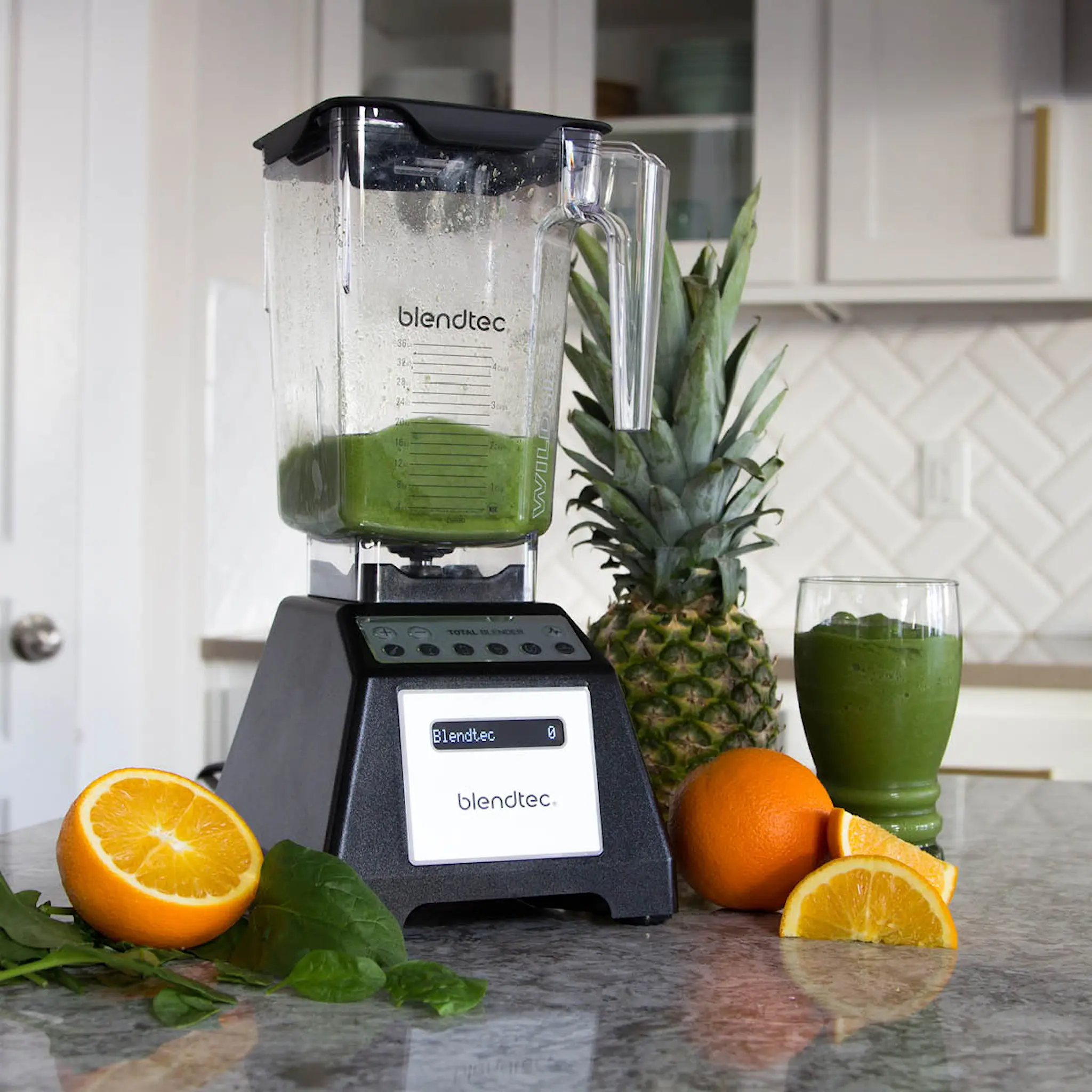Blendtec Total Blender Classic Tehosekoitin 2,5 L Musta