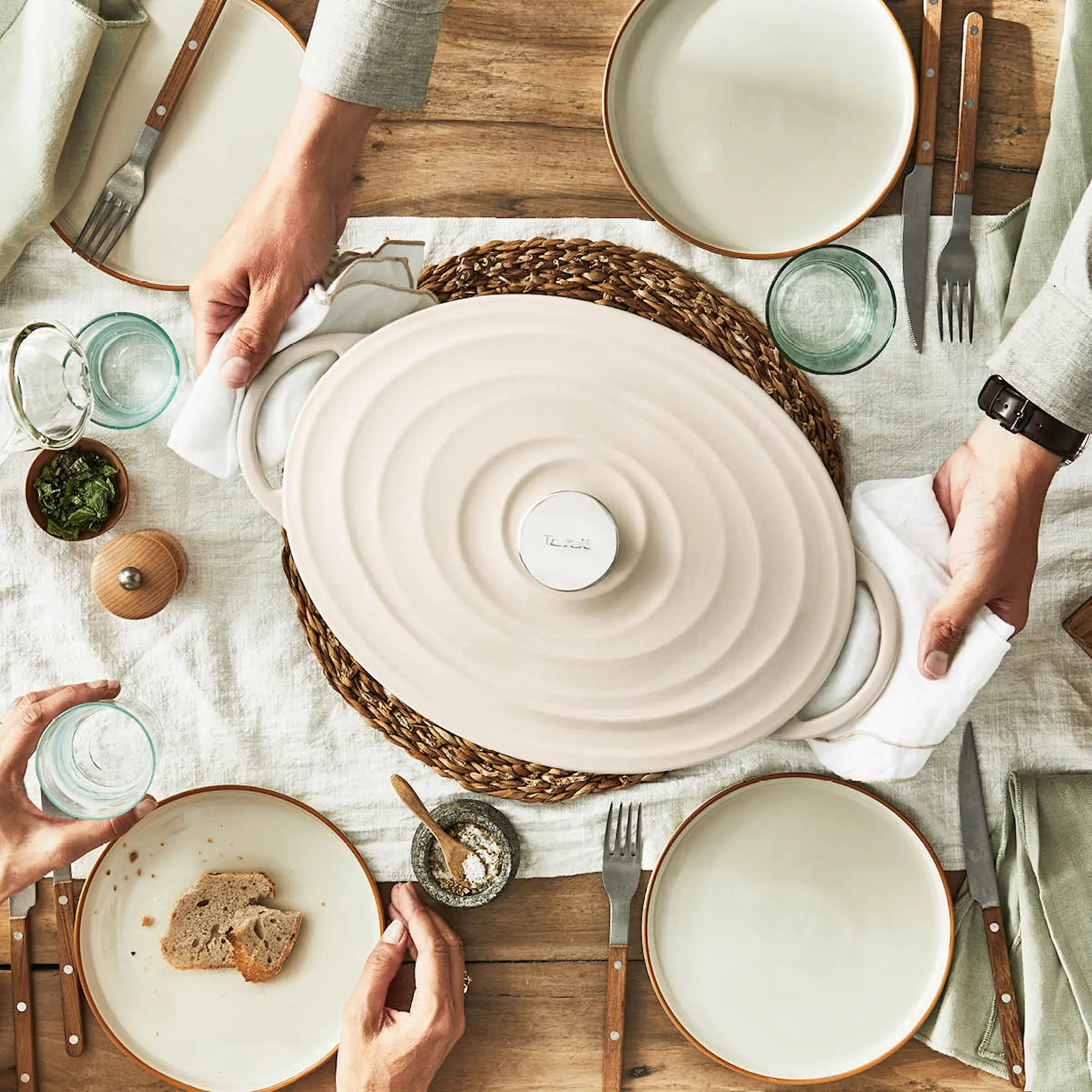 Tefal Lov Gjutjärnsgryta Oval 7,2 L Beige