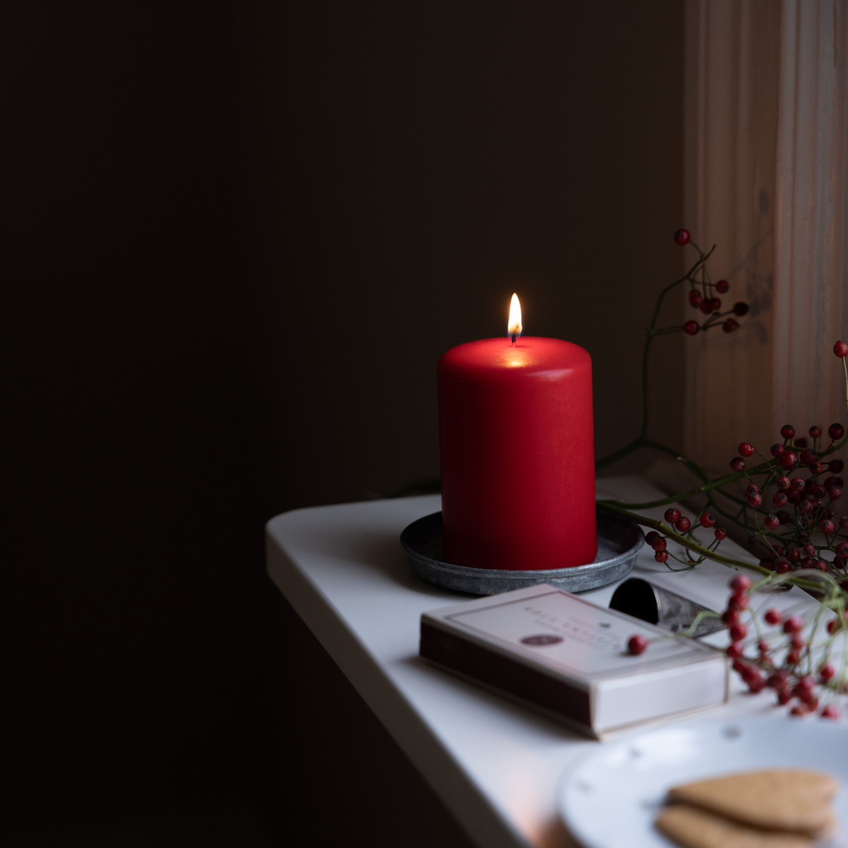 Liljeholmens Blokklys stearin 6,8x10 cm rød