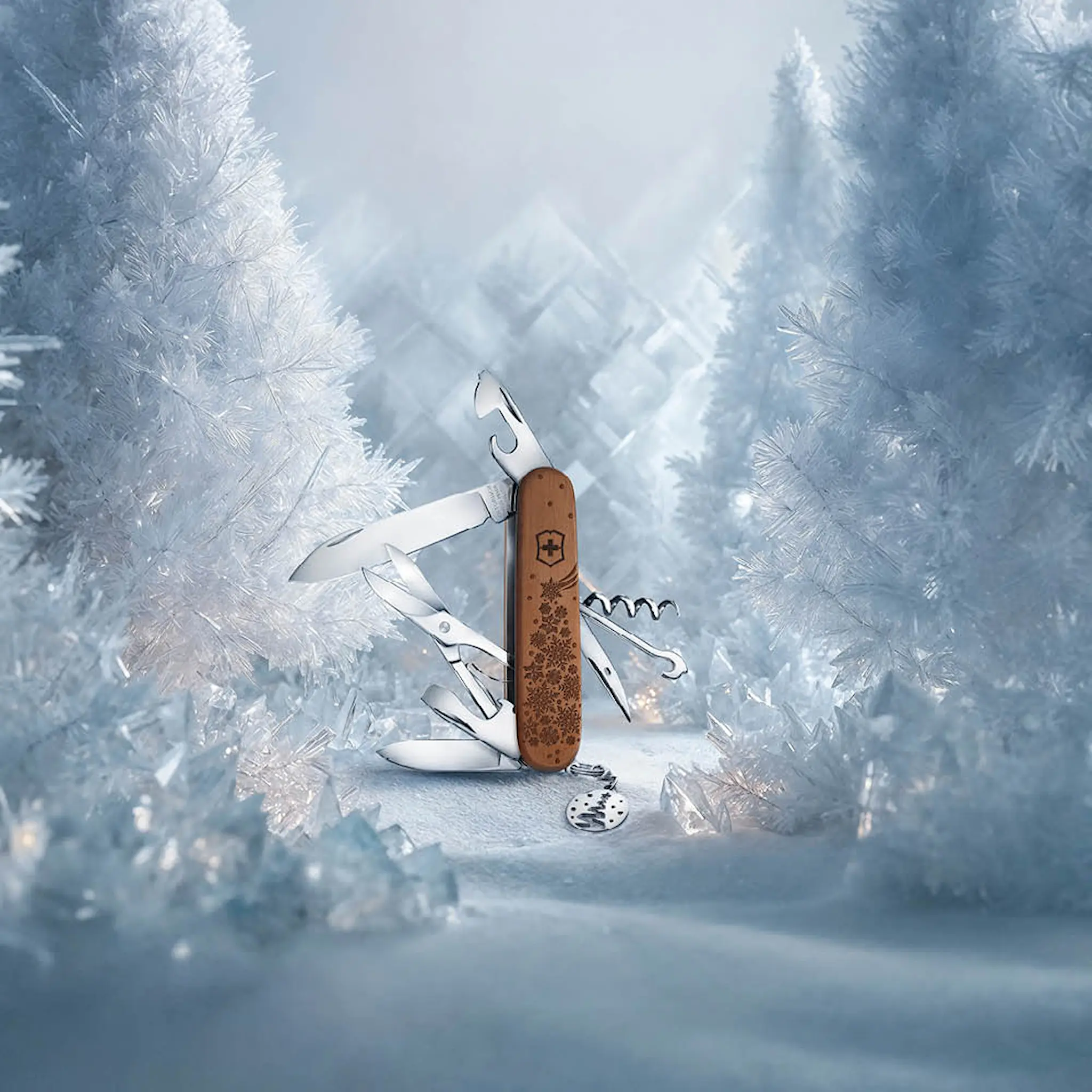 Victorinox Climber Linkkuveitsi 12 toimintoa limited edition 2025 Päärynäpuu