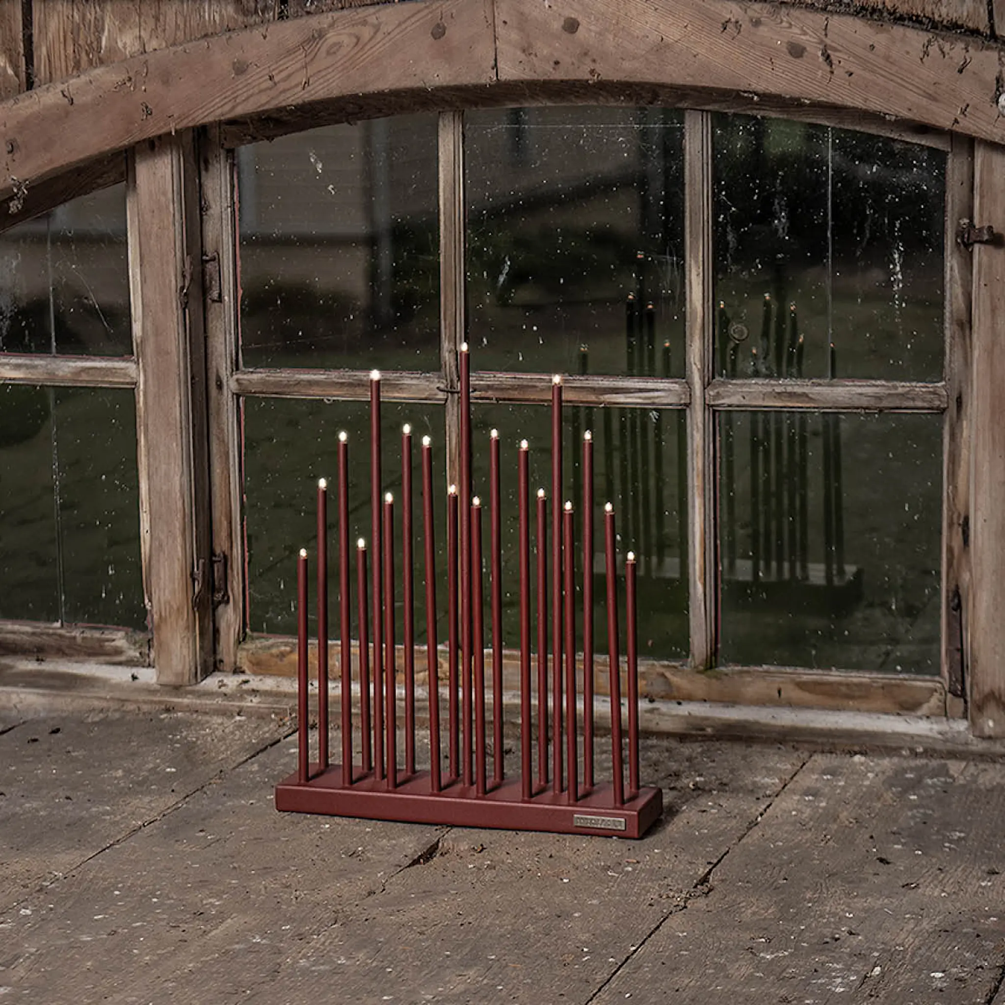 Smak Design Elflugan Ljusstake Grande 50x12,5 cm oxidröd