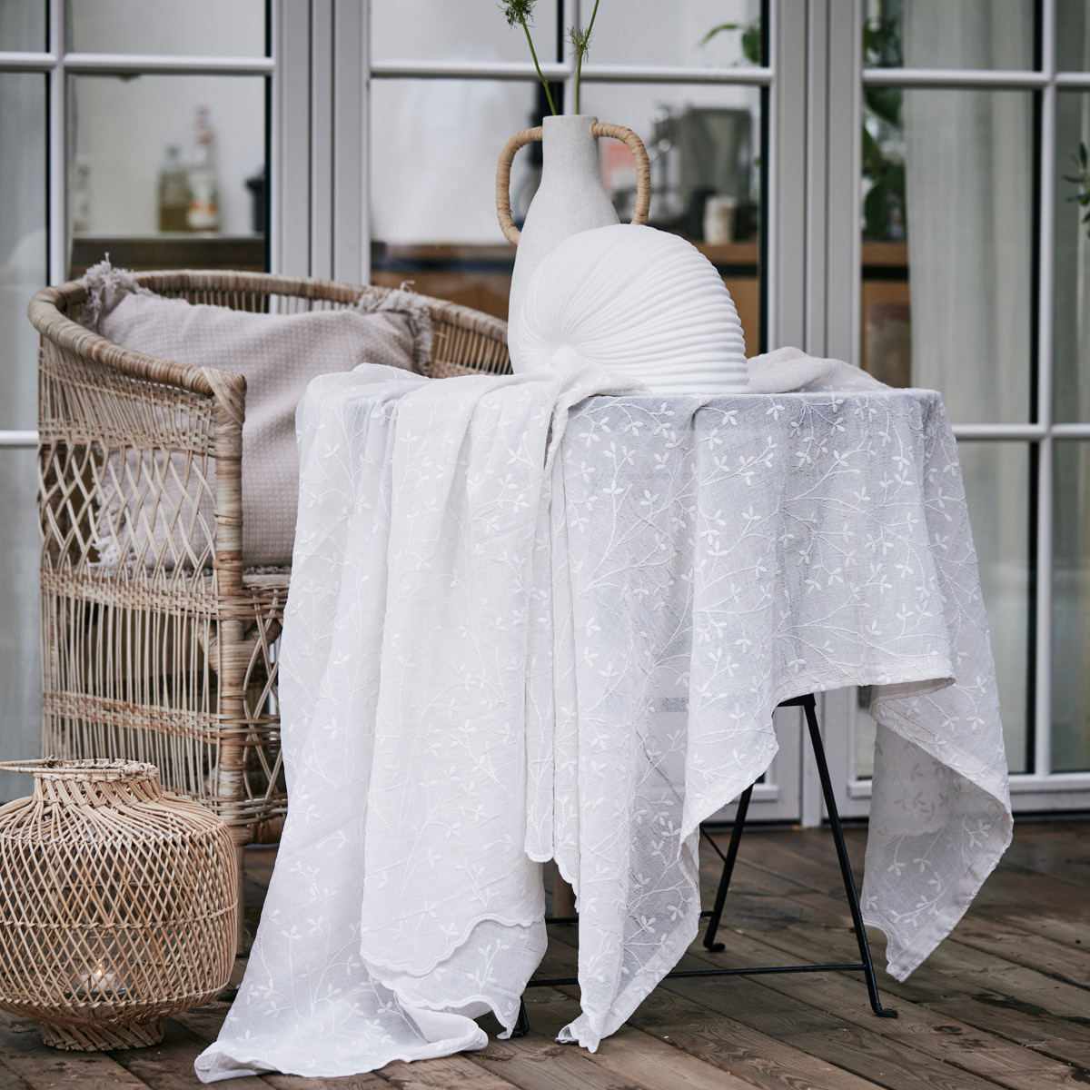 Lene Bjerre Eloise Pöytäliina 320x160 cm Luunvalkoinen