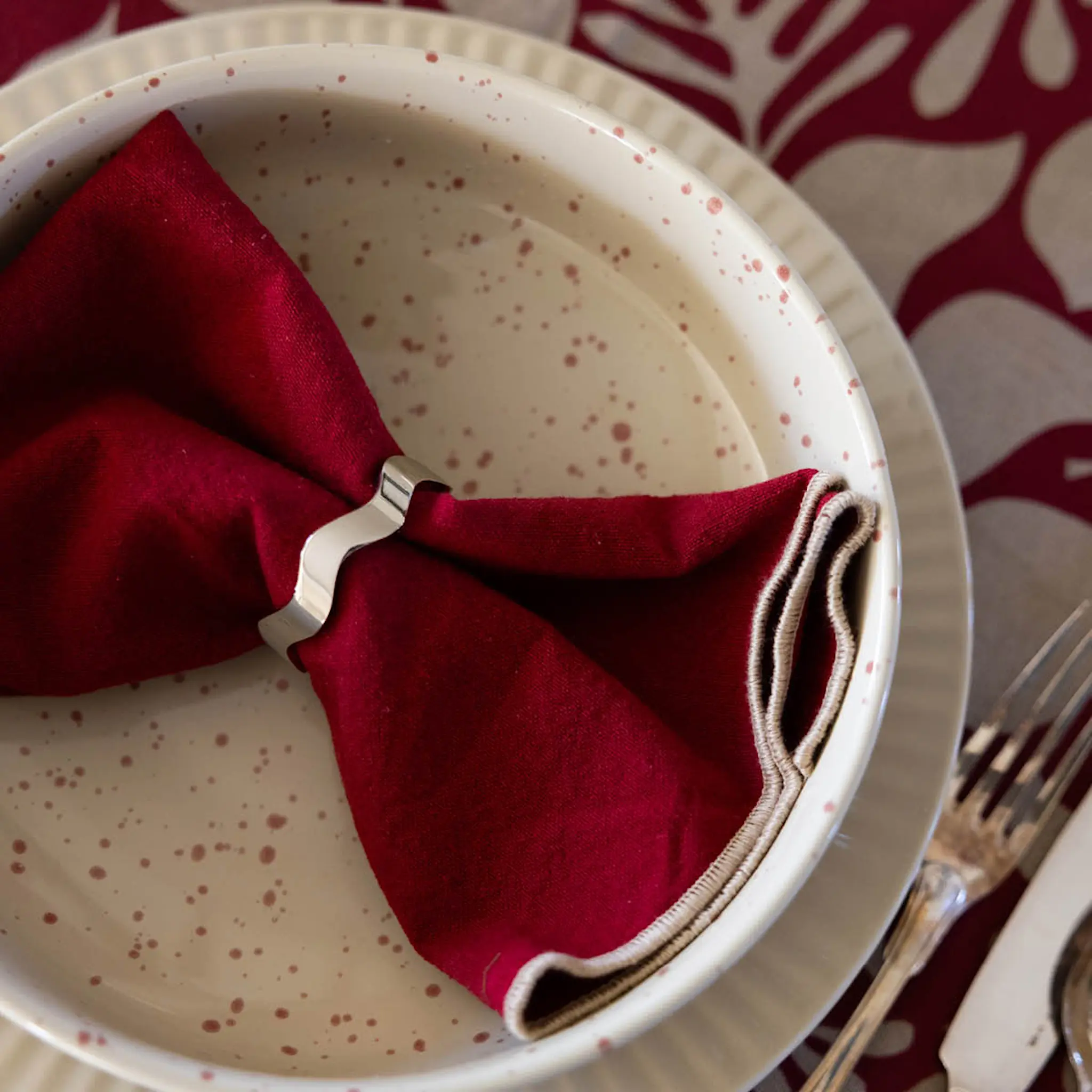 Sagaform Edith servietter 45x45 cm 2 stk burgunder hover