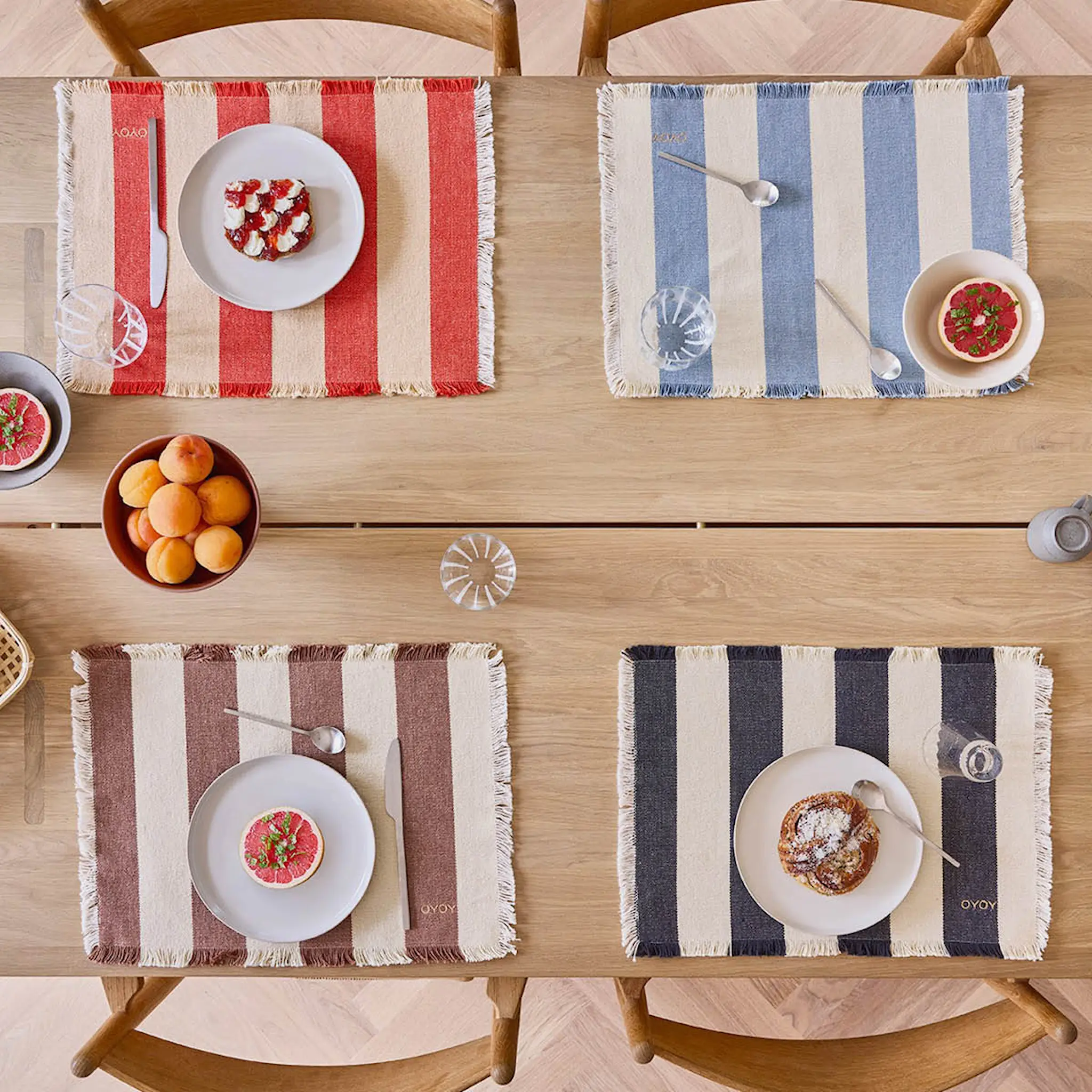 OYOY Toppu bordstablett 48x36 cm 2-pack svart/offwhite