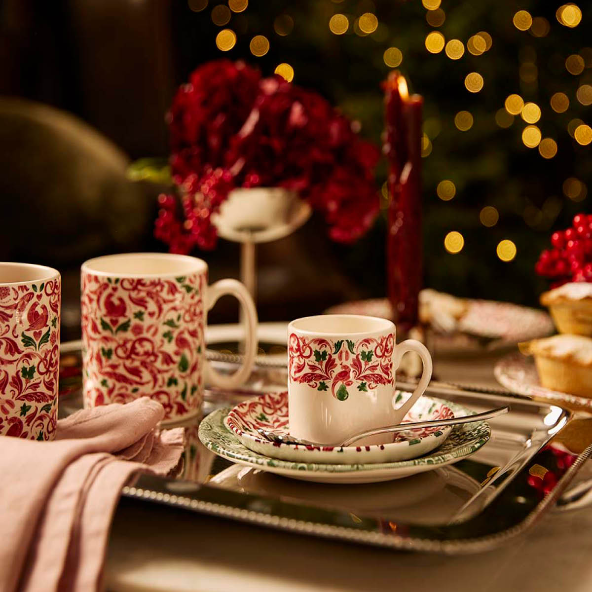 Spode Christmas Tree Yuletide espressokopp med fat 2-pack