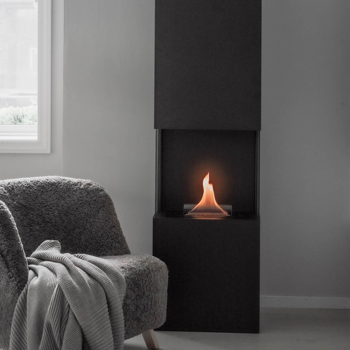 Tenderflame Indie 180 fristående kamin 170 cm 1 L svart