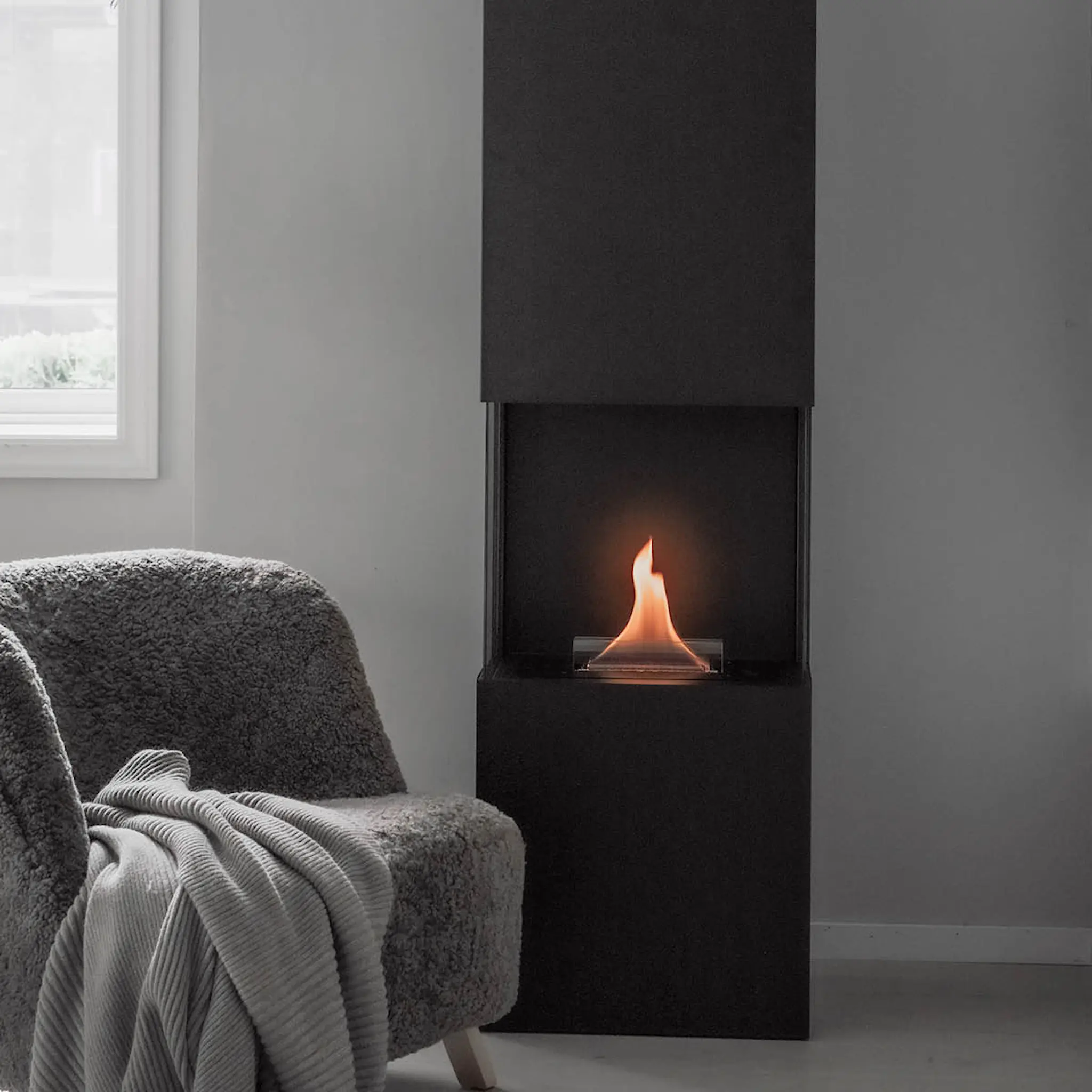 Tenderflame Indie 180 fristående kamin 170 cm 1 L svart