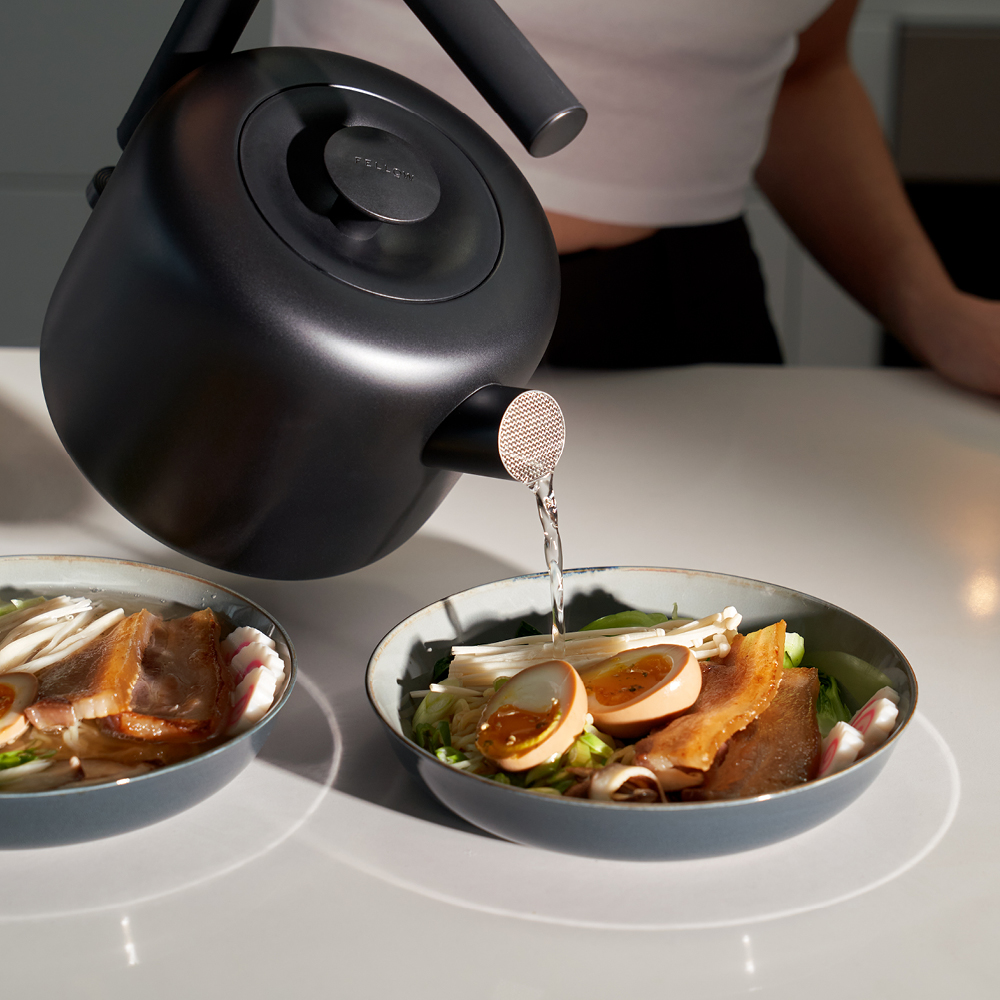 Fellow Electric Clyde Vedenkeitin 1,5 L Mattamusta