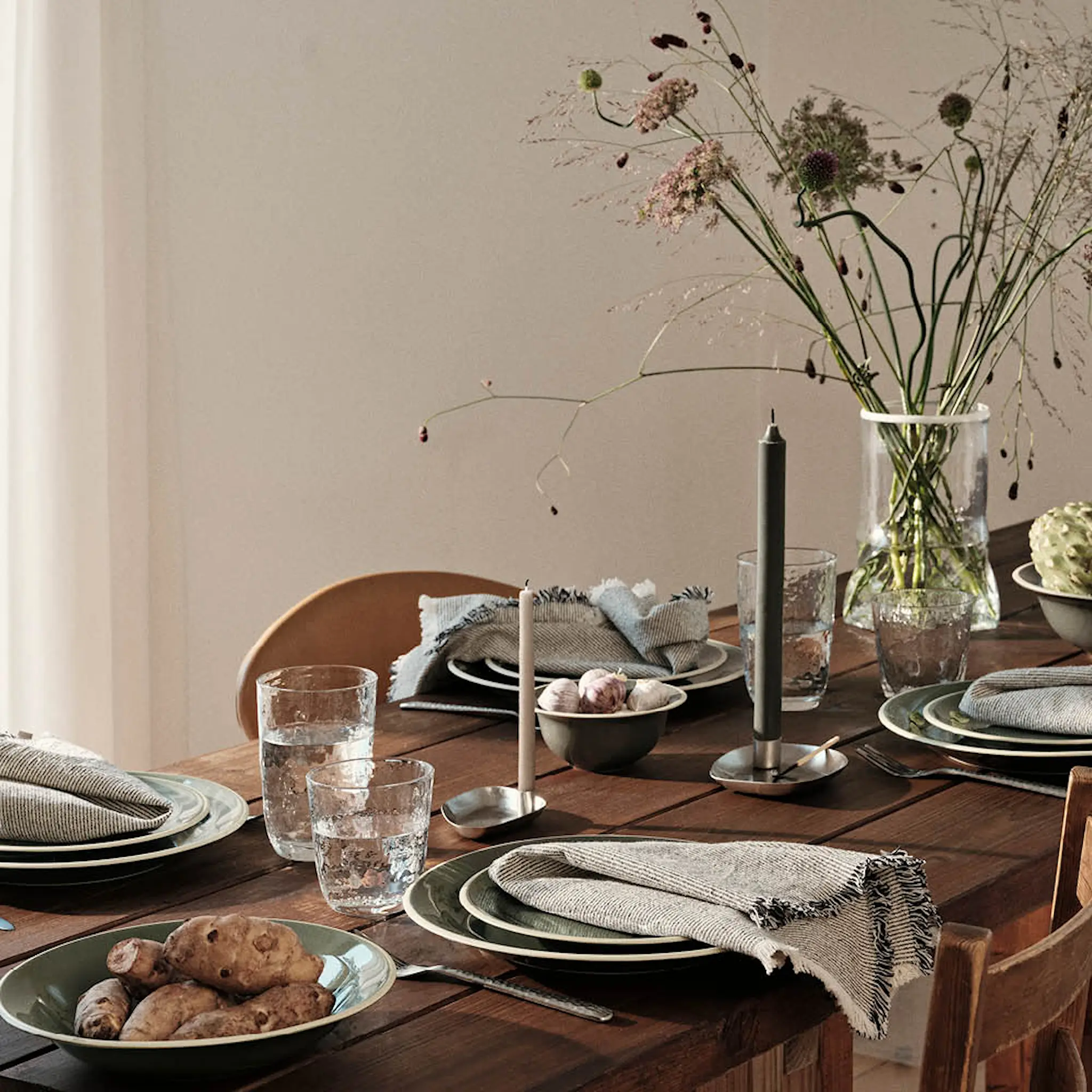 Broste Copenhagen Elouise lautasliina 45x45 cm musta/offwhite