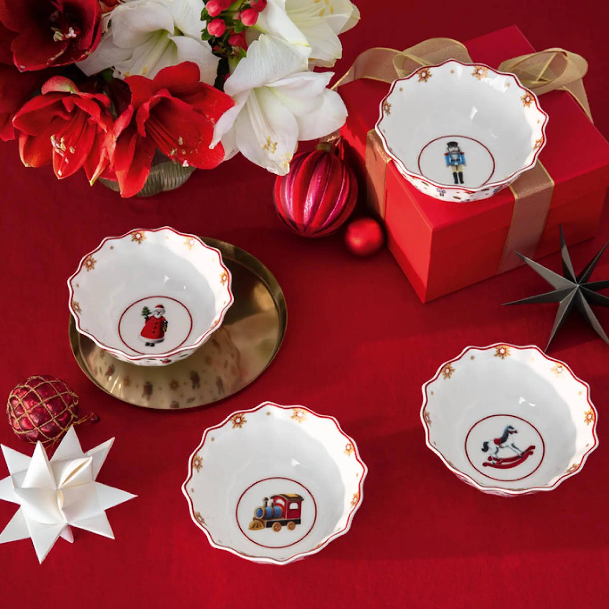 Villeroy & Boch Toy's Delight jubileum skålset 4-pack 30,5 cm vit/jul