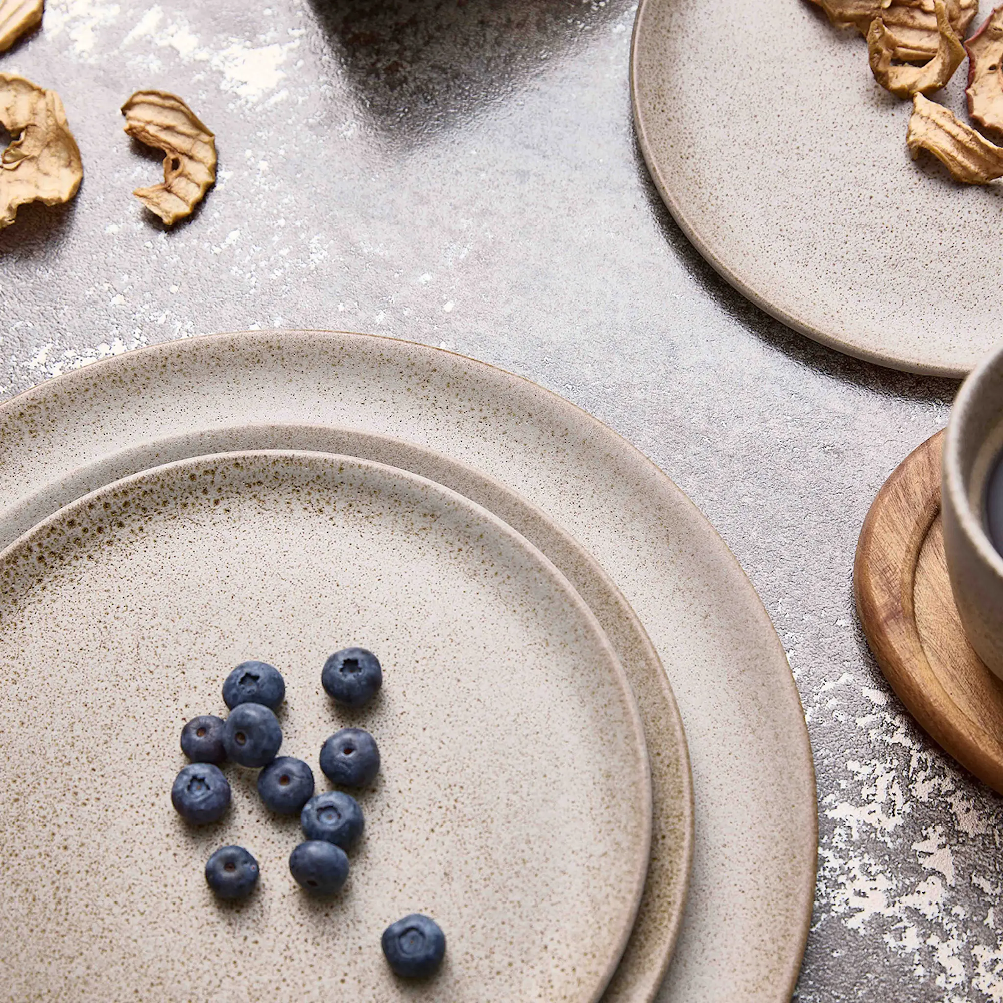 Aida RAW Tallrik 23 cm sandy beige