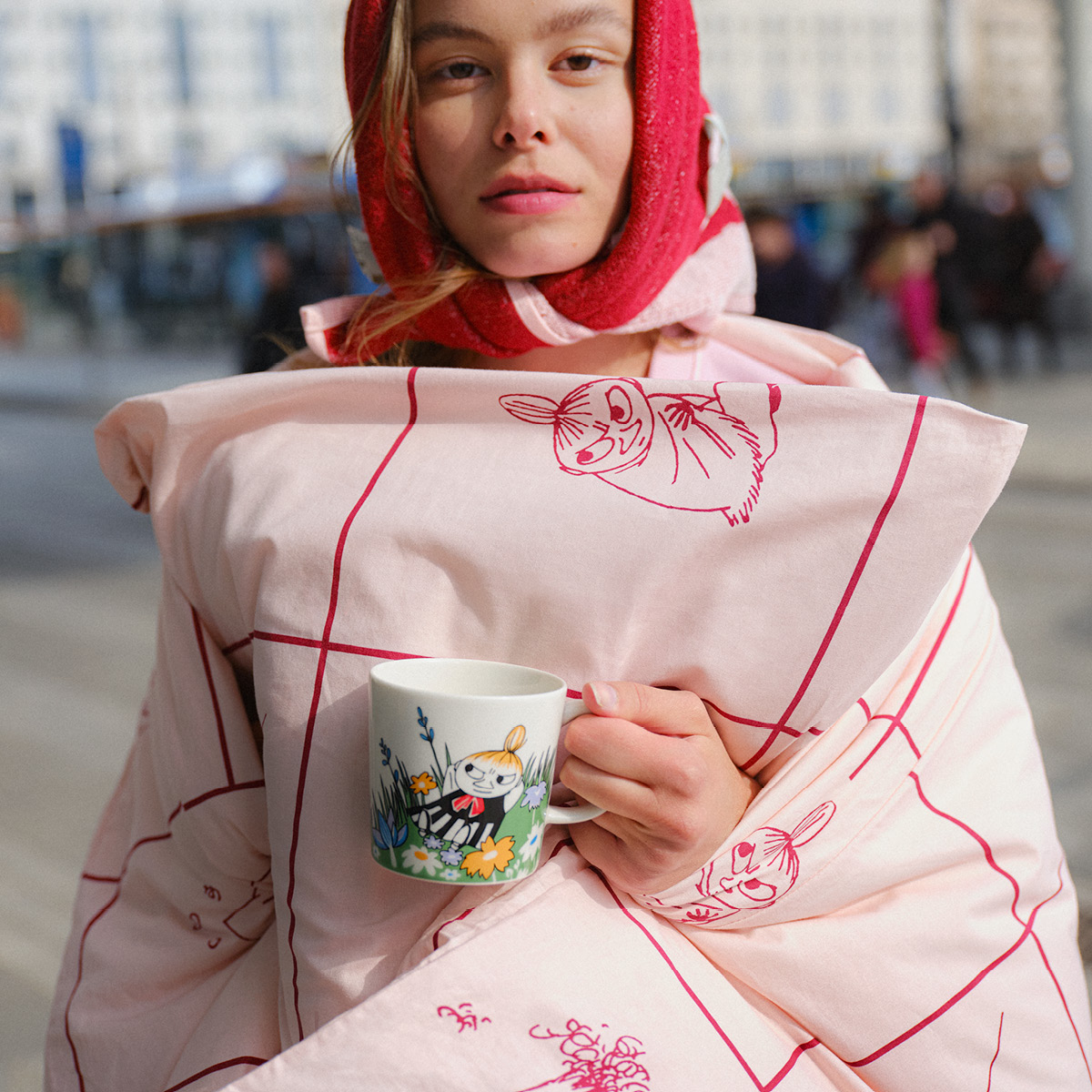 Moomin Arabia Mummi sengetøy 150x210 cm Lille My ruter