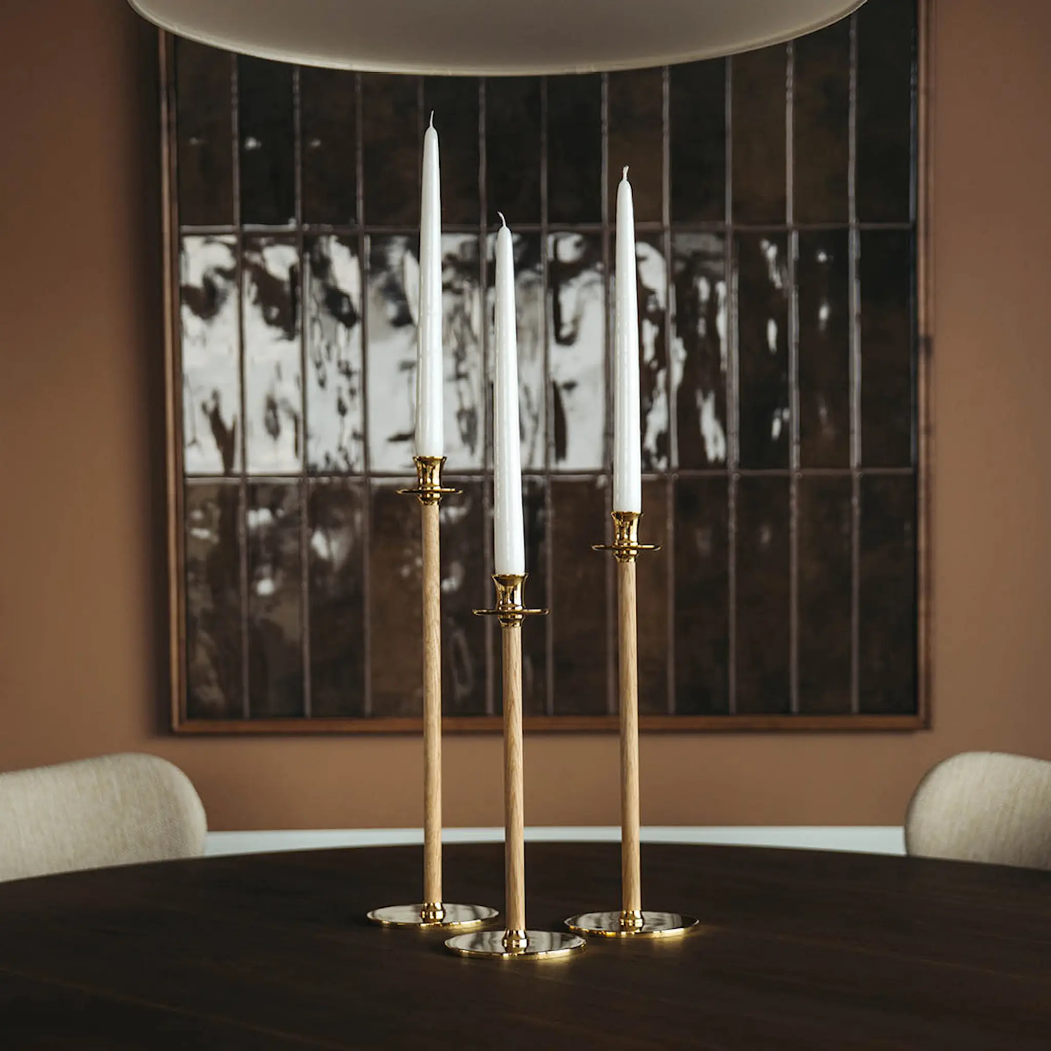 Hilke Alto Basso ljusstake L 40 cm mässing/ek
