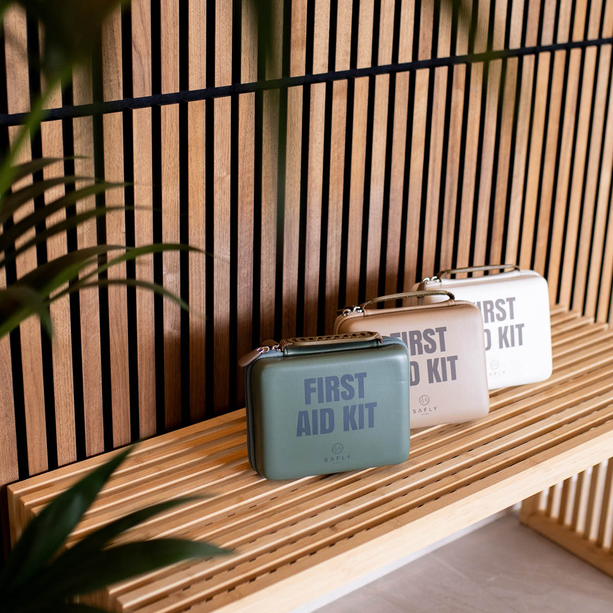 Safly Första hjälpen-låda medium 15x19 cm mossgrön