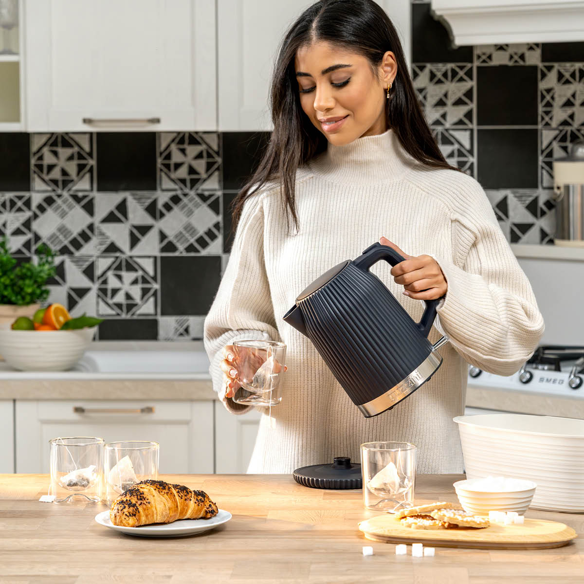Guzzini Sous Chef vattenkokare 1,7 L 100W grå
