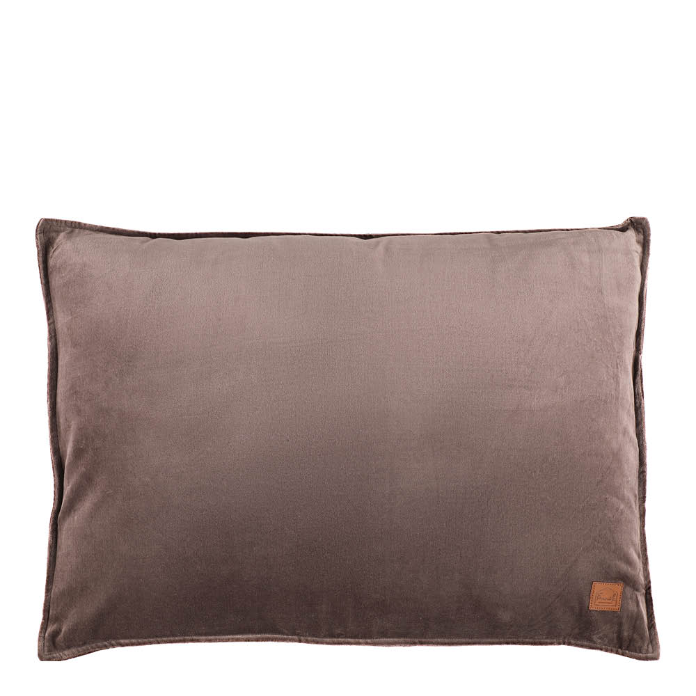 Fanni K Kudde sammet 50x70 cm brun