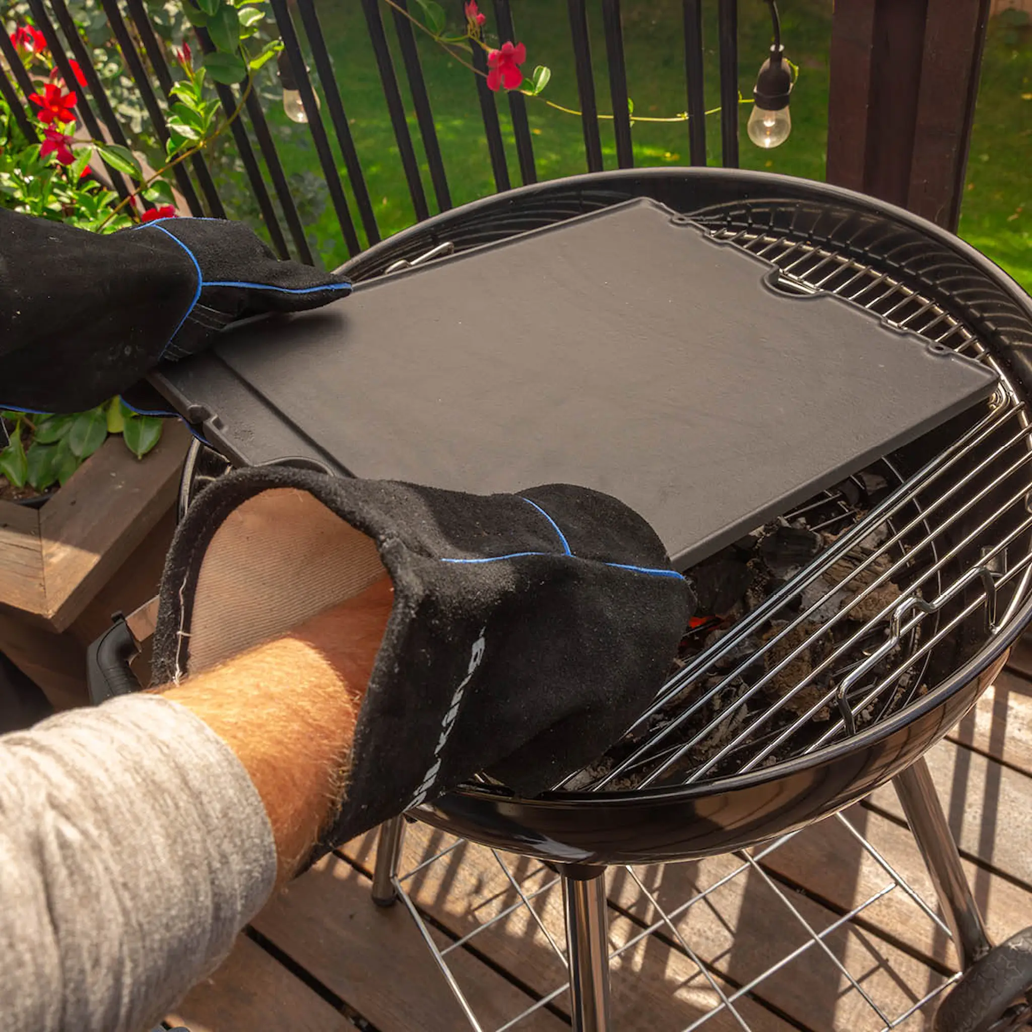 Broil King Kolgrill Crown Kettle Premium 57 cm svart