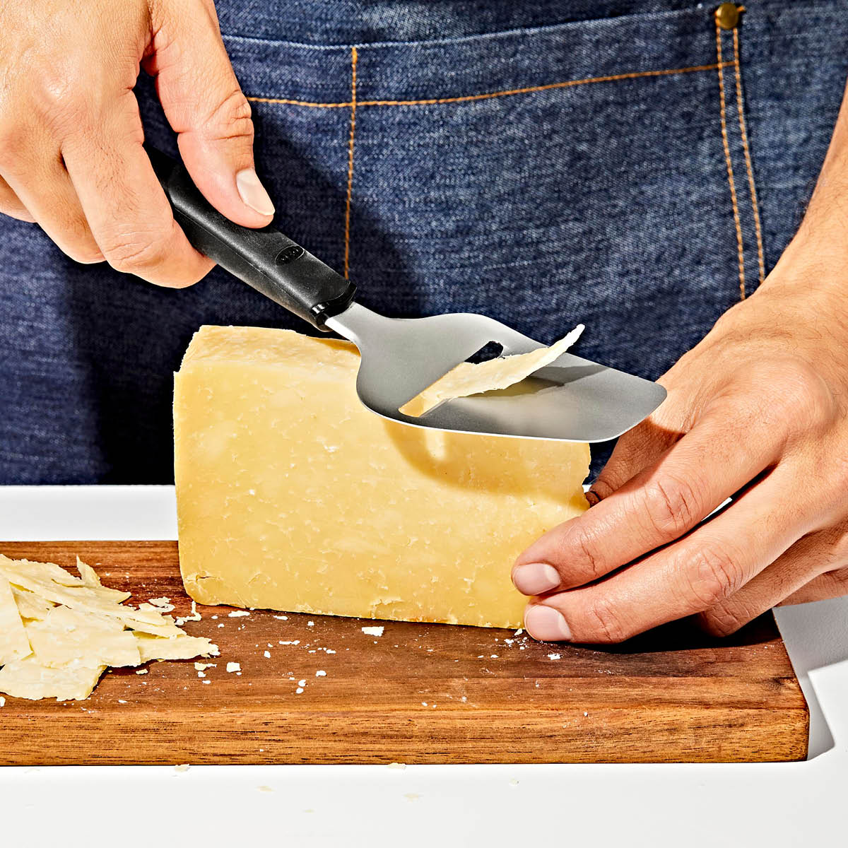 Oxo Ostehøvel 22,5 cm rustfritt stål/svart