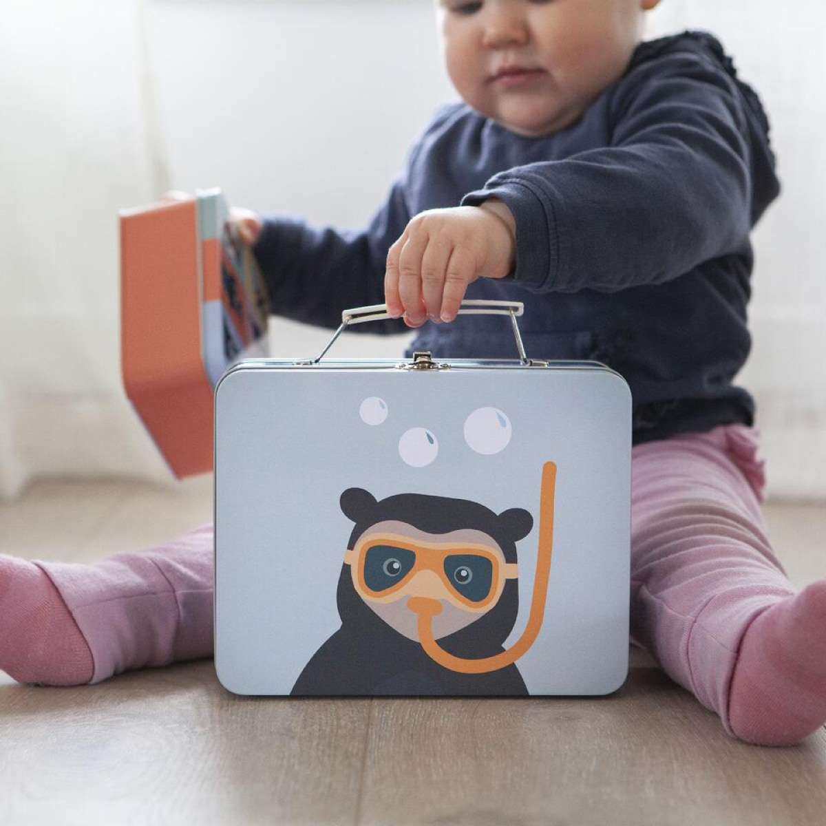 Blafre Brillebjörn plåtväska 16x14cm ljusblå