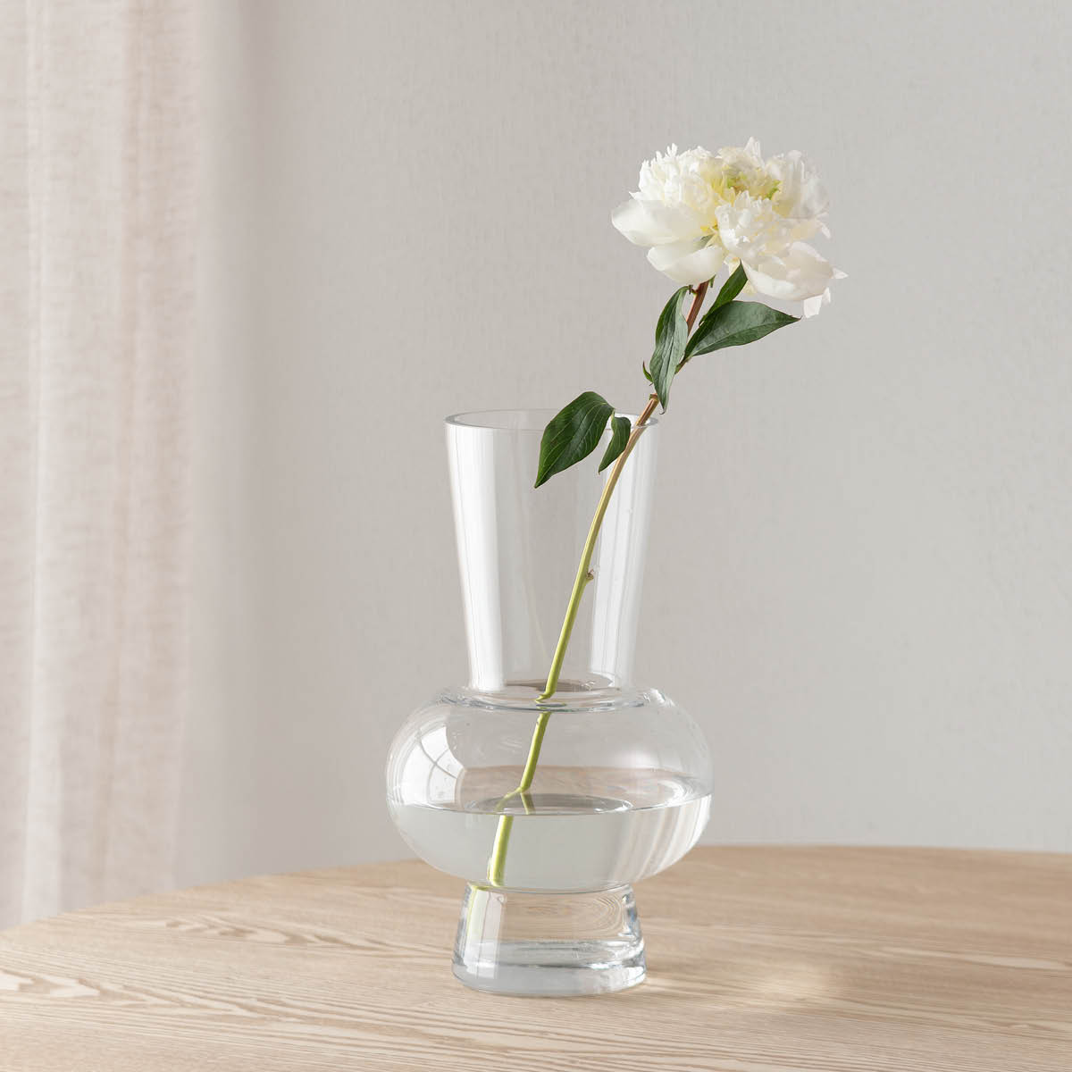 Fanni K Lilja Maljakko 33 cm Kirkas