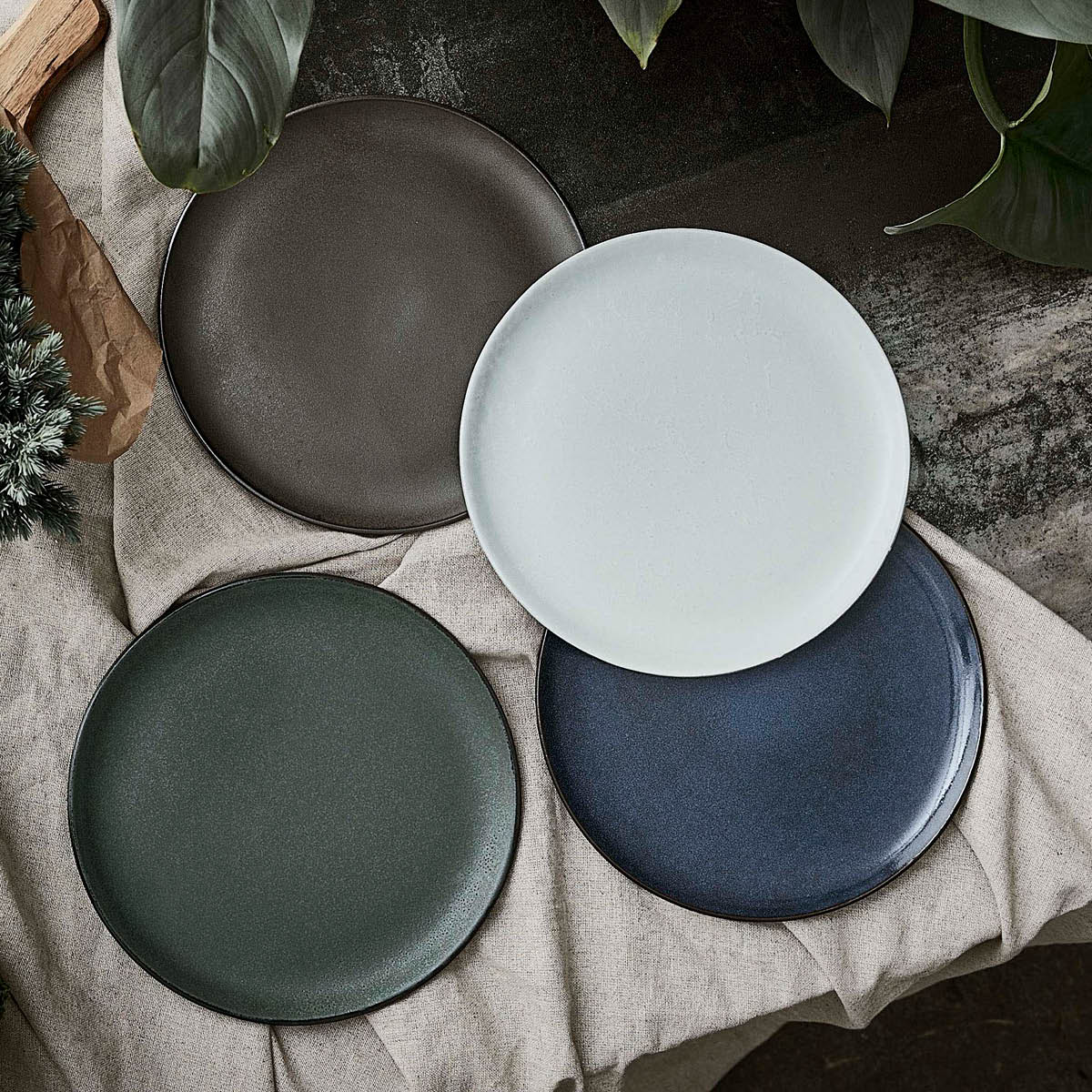 Aida Raw Lautanen 28 cm Northern Green