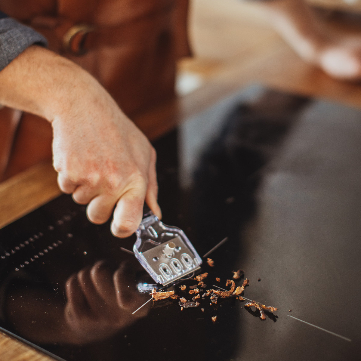 Dorre Hema Liesikaavin 16 cm ja 5 varaterää Musta