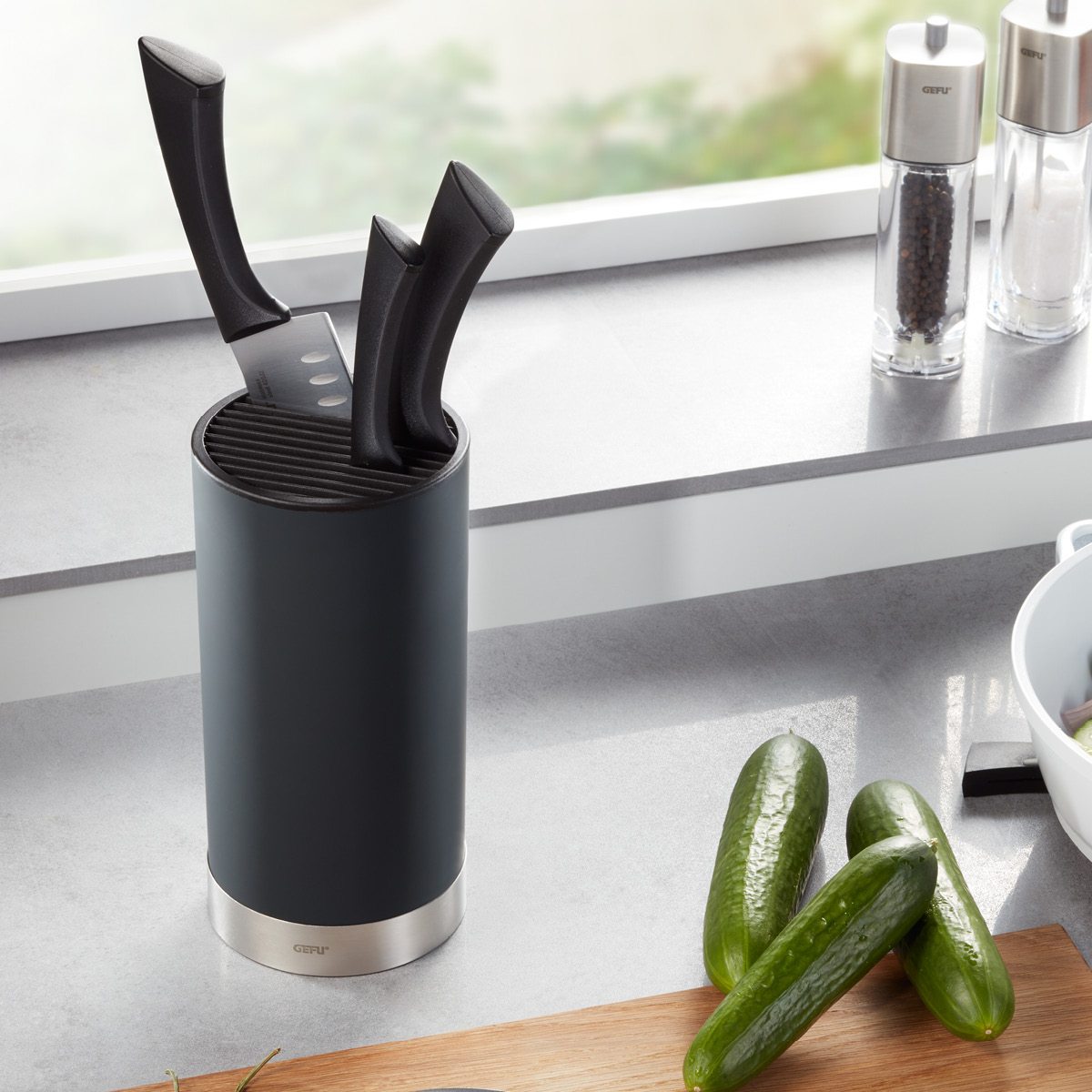 Gefu Knivblock 22 cm Svart