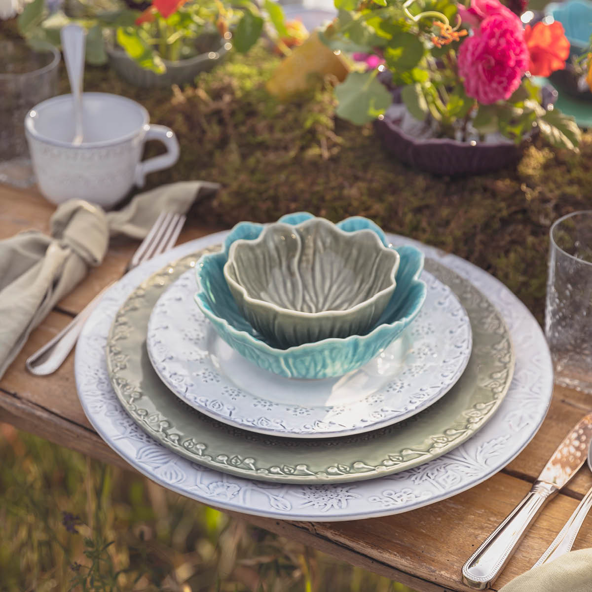 Bordallo Pinheiro Flora tallrik 23 cm antikvit