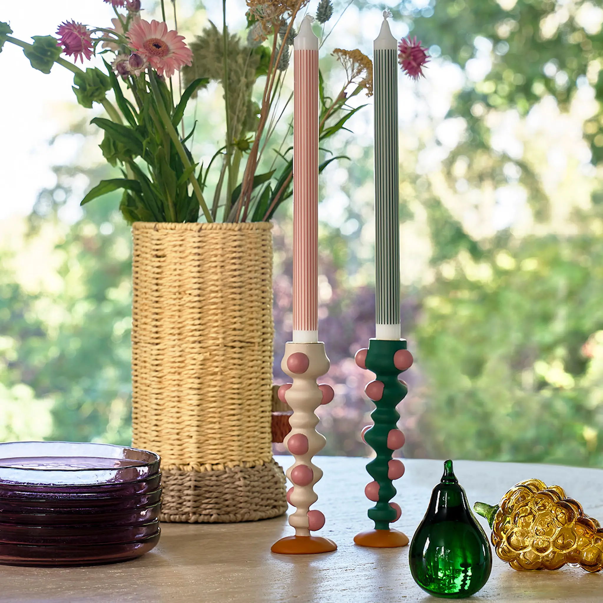 Villa Collection Styles Ljusstake med prickar 18 cm Offwhite/Rosa Polyresin