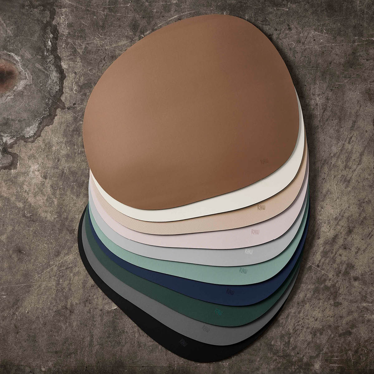 Aida RAW bordstablett silikon 41×33,5 cm 6-pack svart