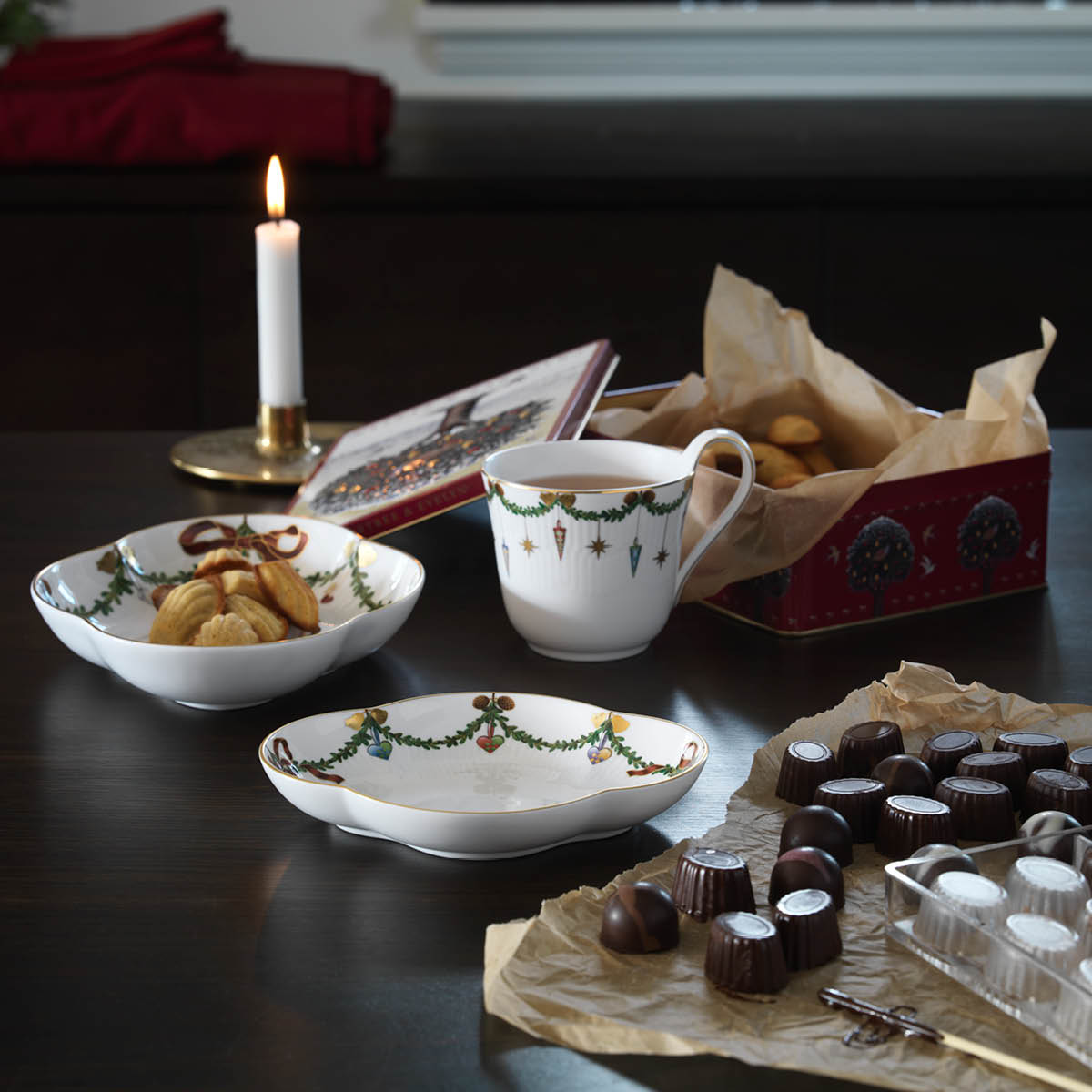 Royal Copenhagen Stjerne Riflet Jul fat 22 cm